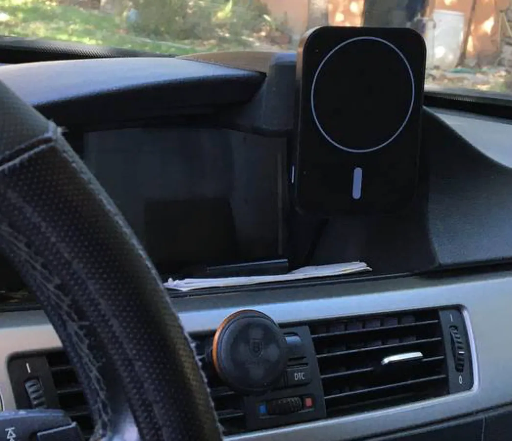 Giá đỡ điện thoại cho bmw e90