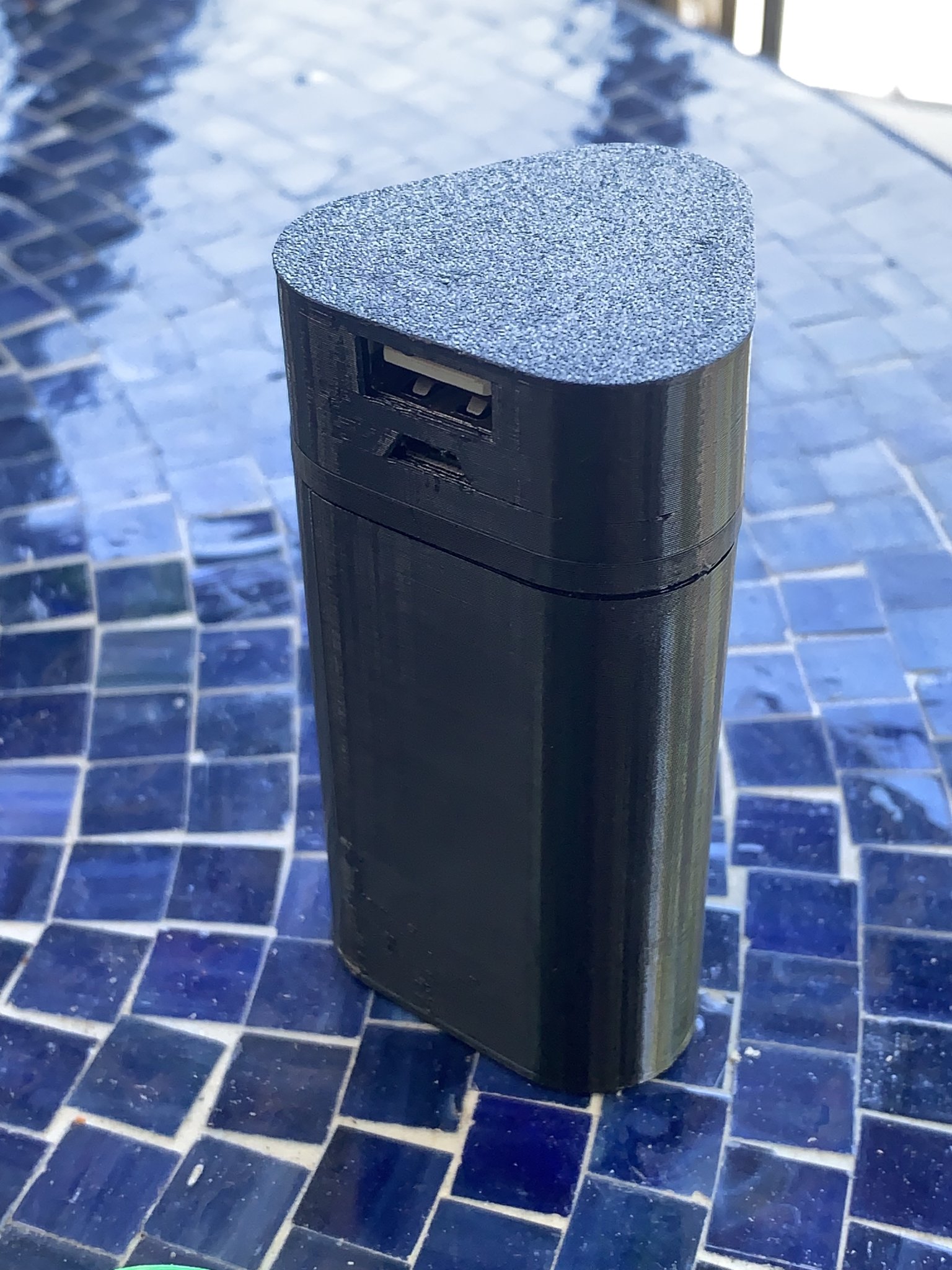 Sạc dự phòng 3 cell 18650