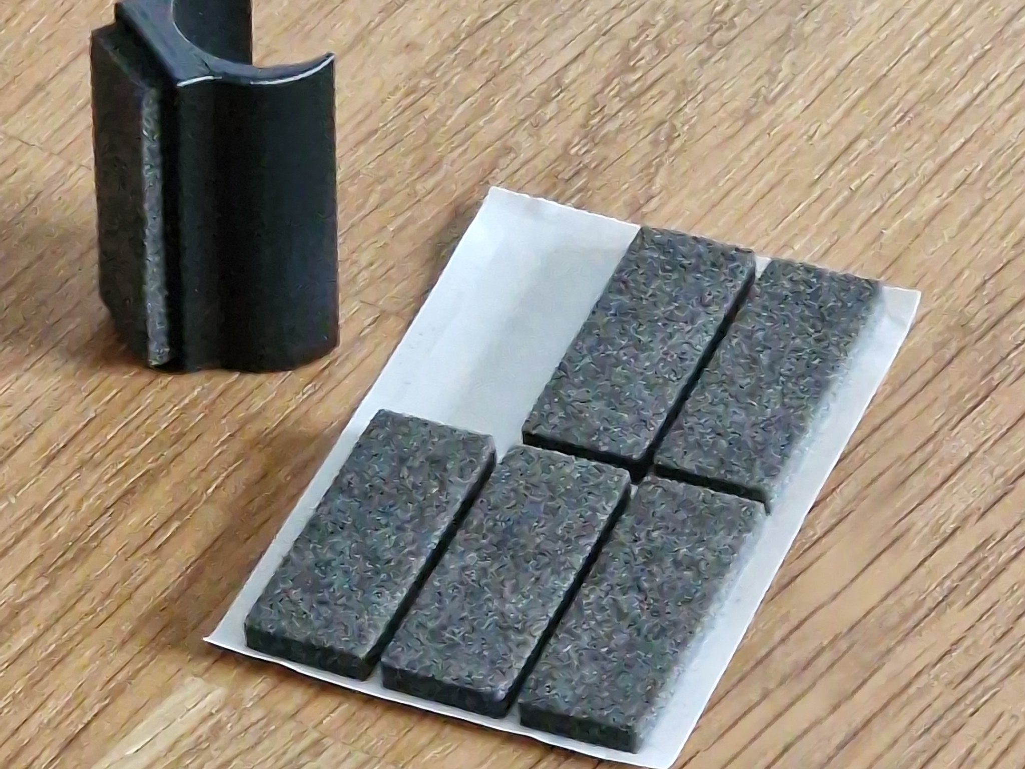 Giá đỡ felt cho khung ống 1 inch