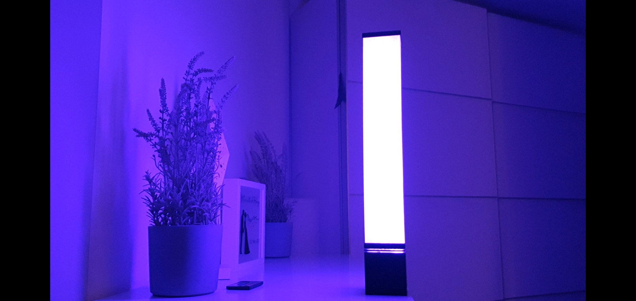 Đèn LED hình chóp với chao giấy DIN A3