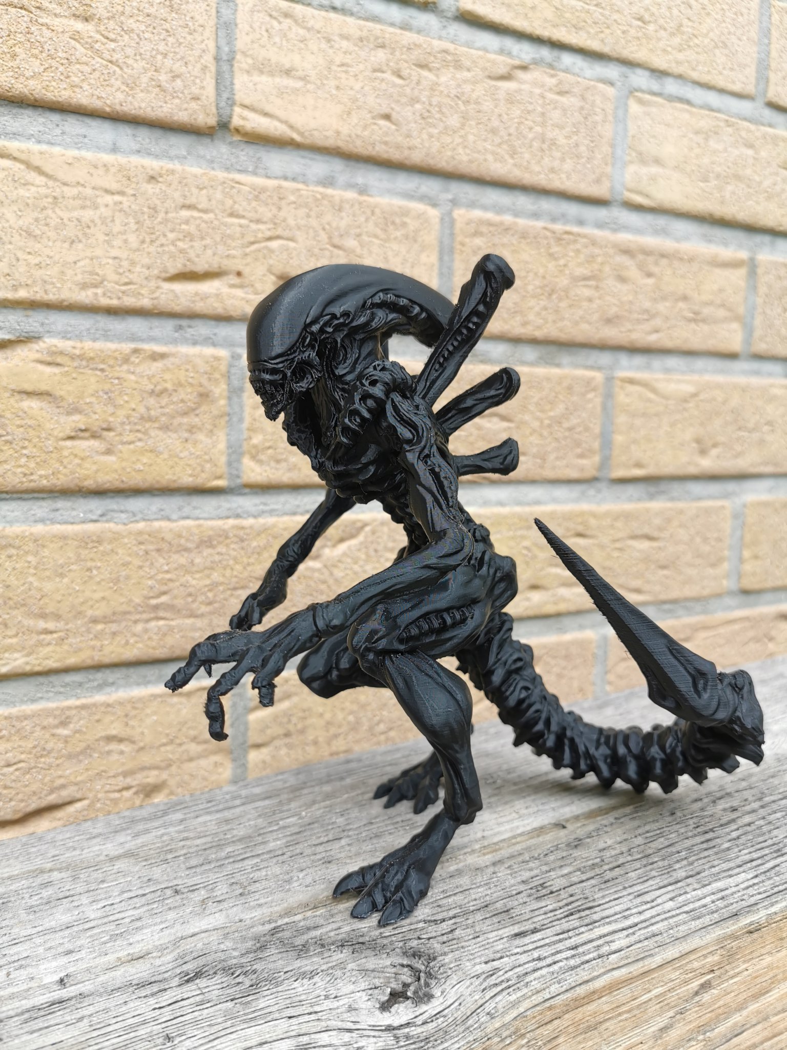 Tượng người ngoài hành tinh xenomorph đứng 10cm
