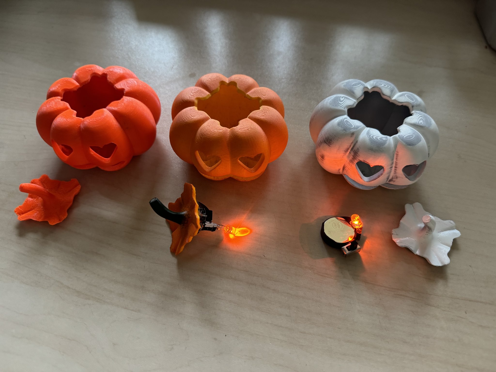 Đèn LED bí ngô phát sáng cho mùa Halloween