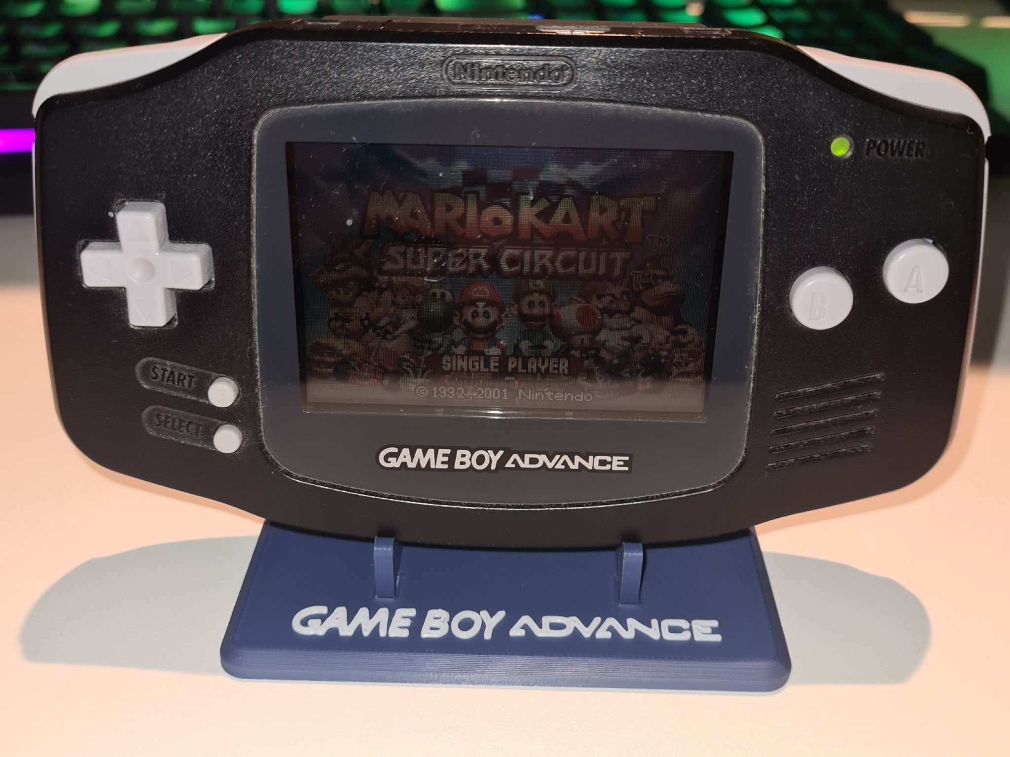 Giá đỡ hiển thị cho Game Boy Advance