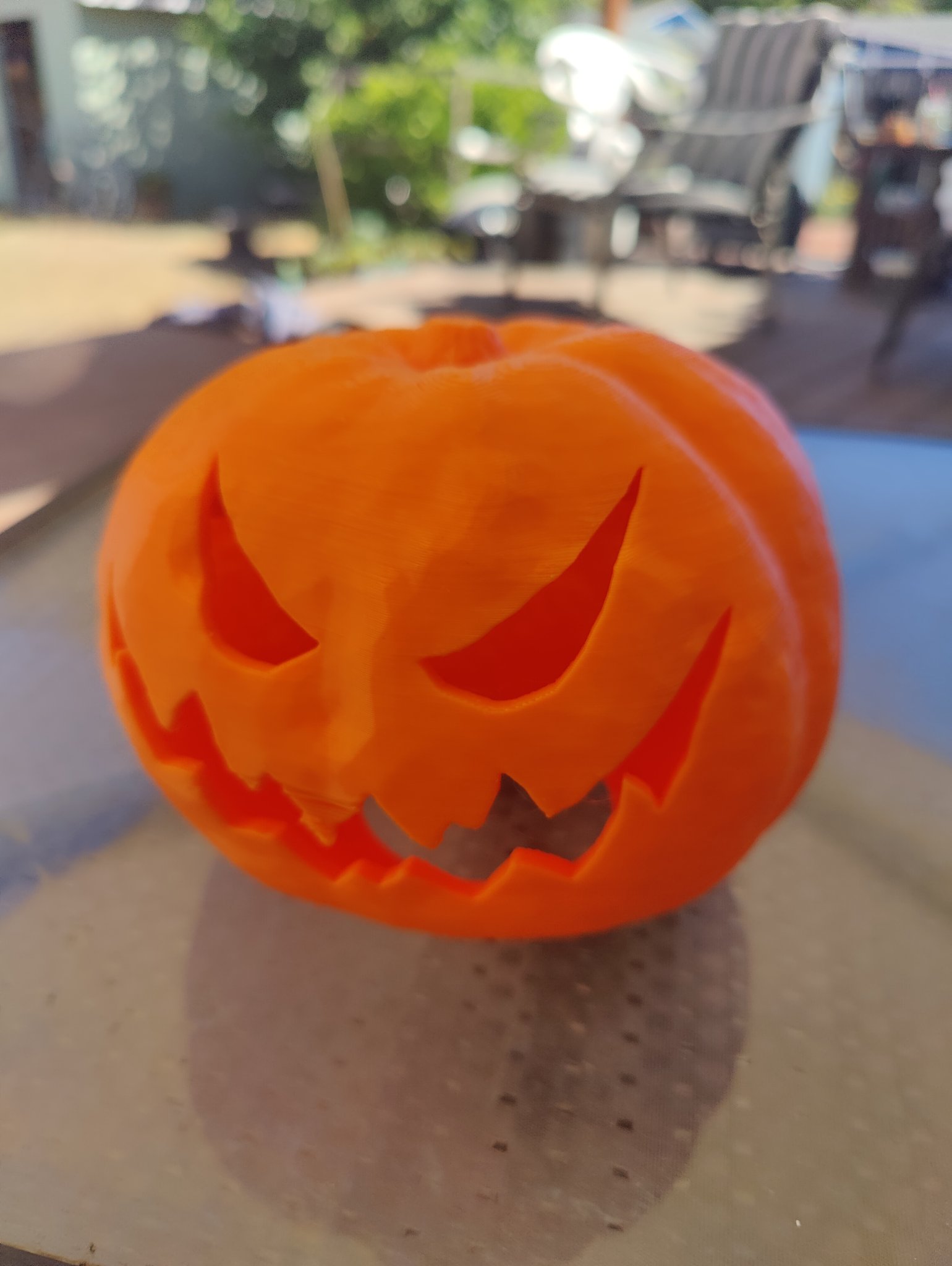 Quả bí ngô Jack-O-Lantern được quét 3D thực tế