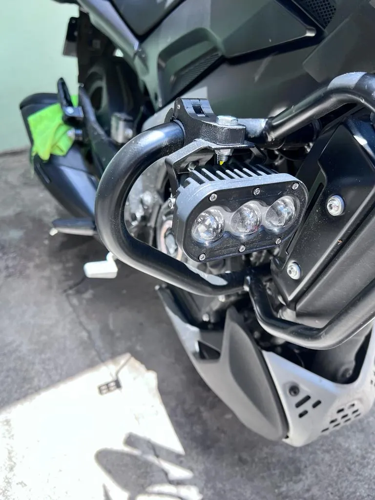 Giá đỡ halogen cho ống 1 inch