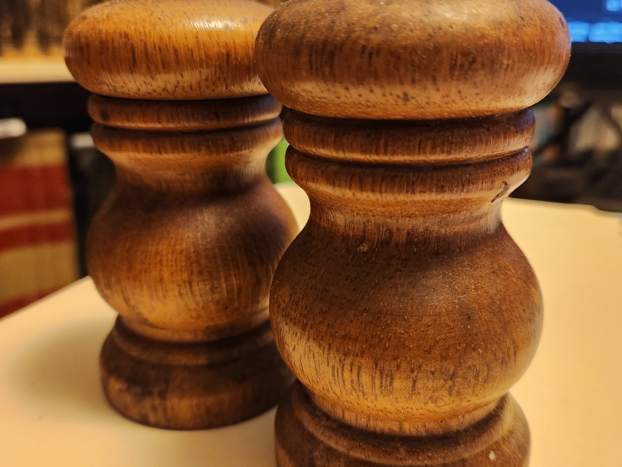 Nắp thay thế cho lỗ đổ muối trong bộ shaker gỗ