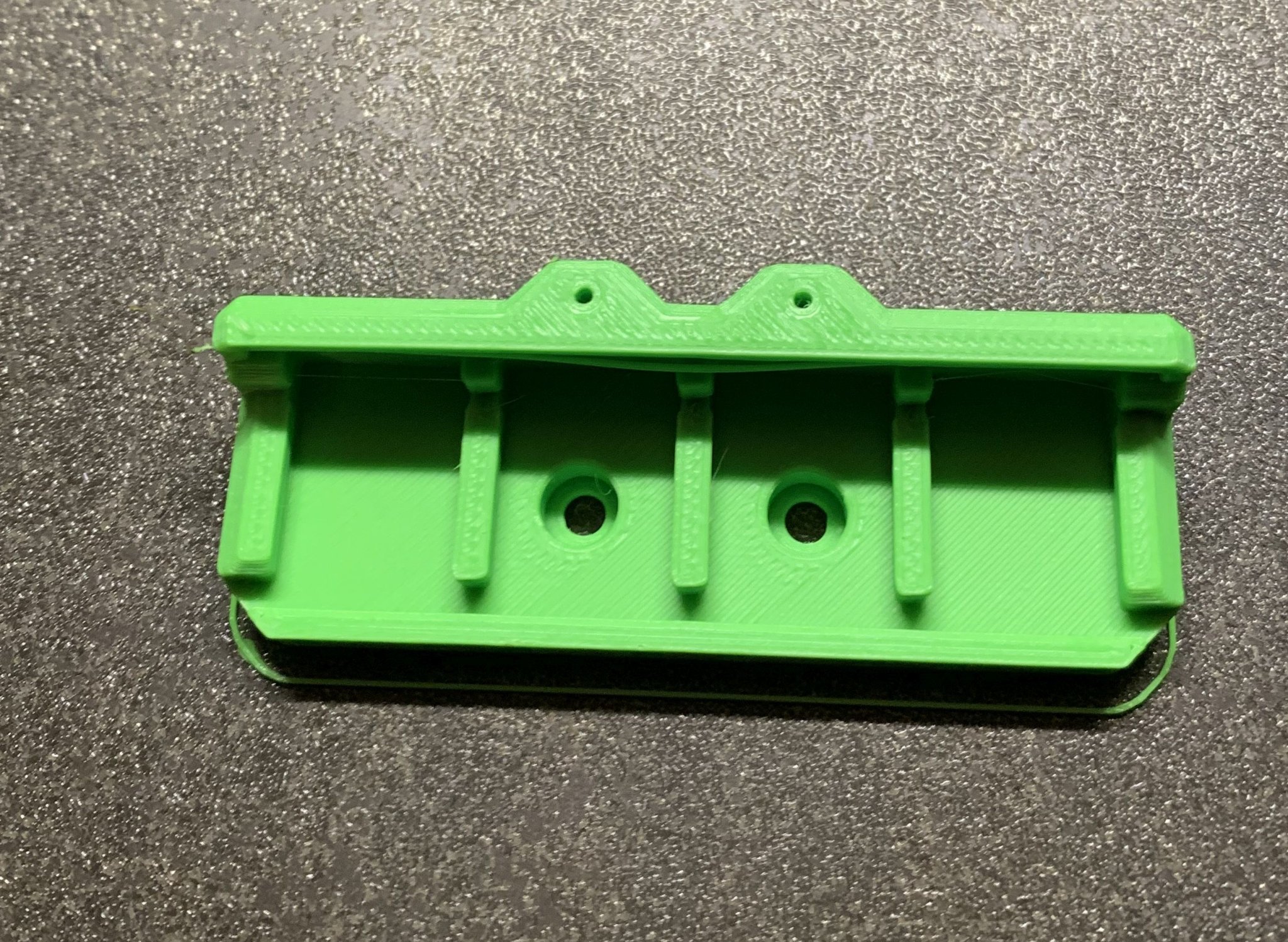 Giá đỡ Wago 221 với vít nắp thay vì vít đầu phẳng