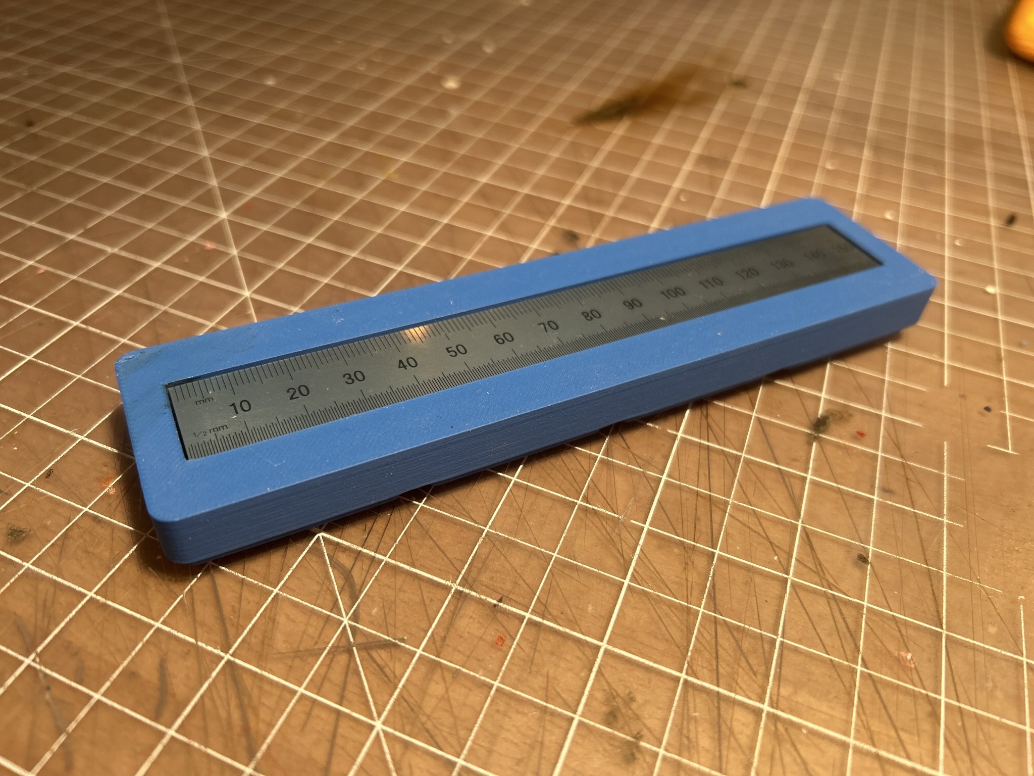 Giá đỡ thước kẻ thép Mitutoyo 150 mm Gridfinity