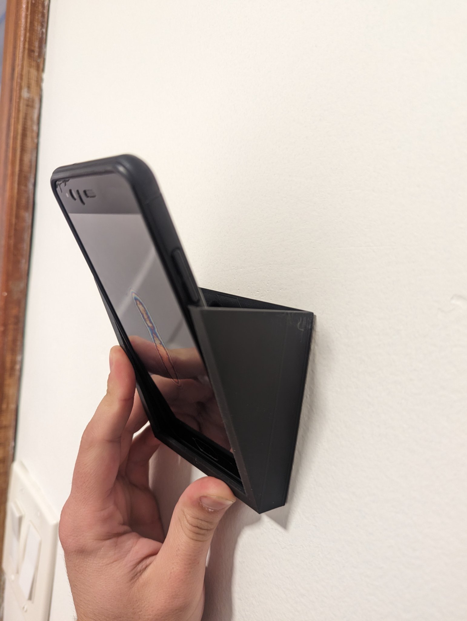 Giá đỡ điện thoại góc cạnh cho người leo núi