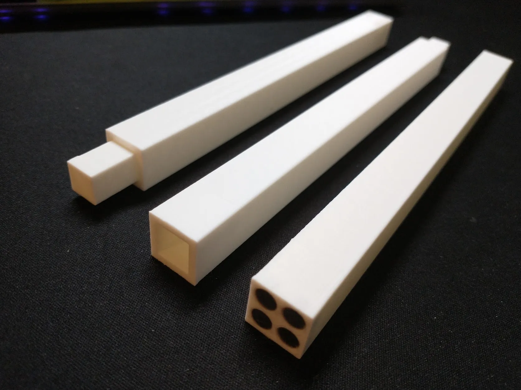 Cần câu từ tính với thanh mở rộng cho không gian hẹp