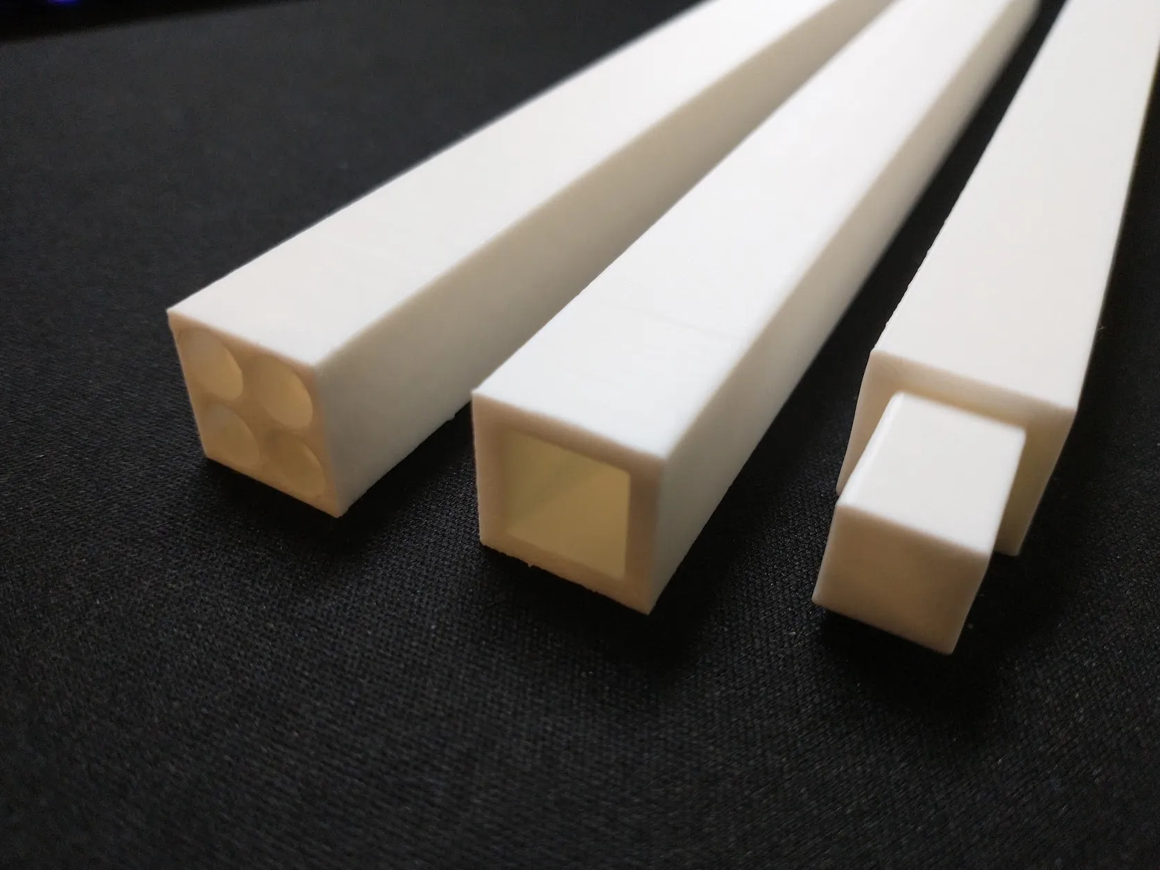 Cần câu từ tính với thanh mở rộng cho không gian hẹp