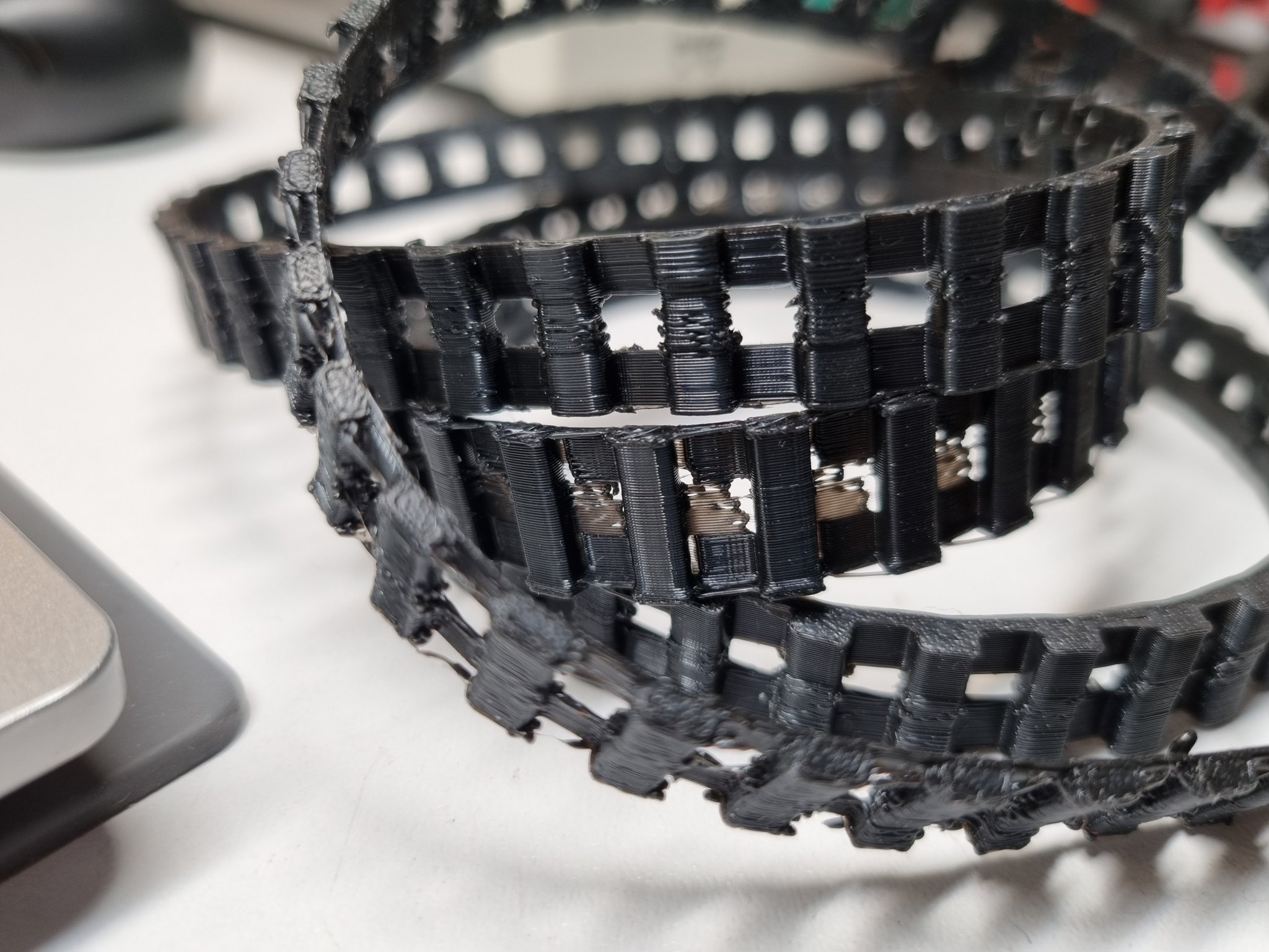 Dây xích xe tăng in TPU/TPE với nhiều kích thước khác nhau