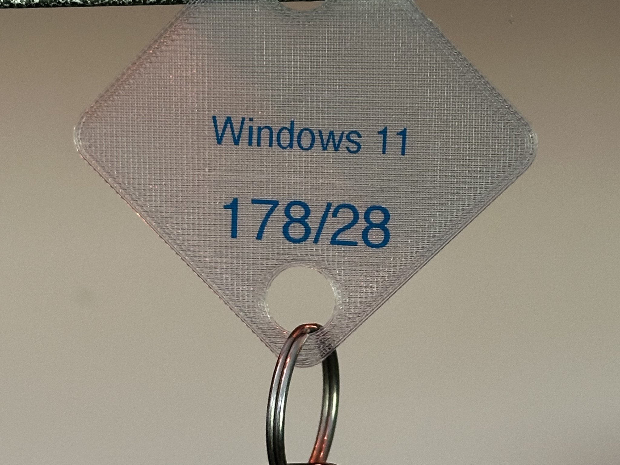 Móc treo chìa khóa linh hoạt dễ sử dụng