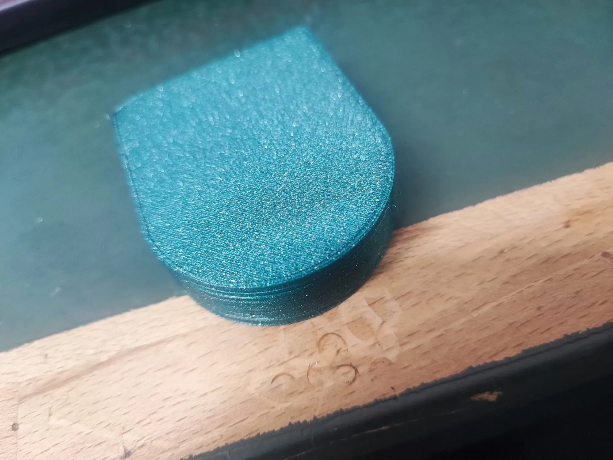 Hộp nhỏ chứa van cho bóng đá