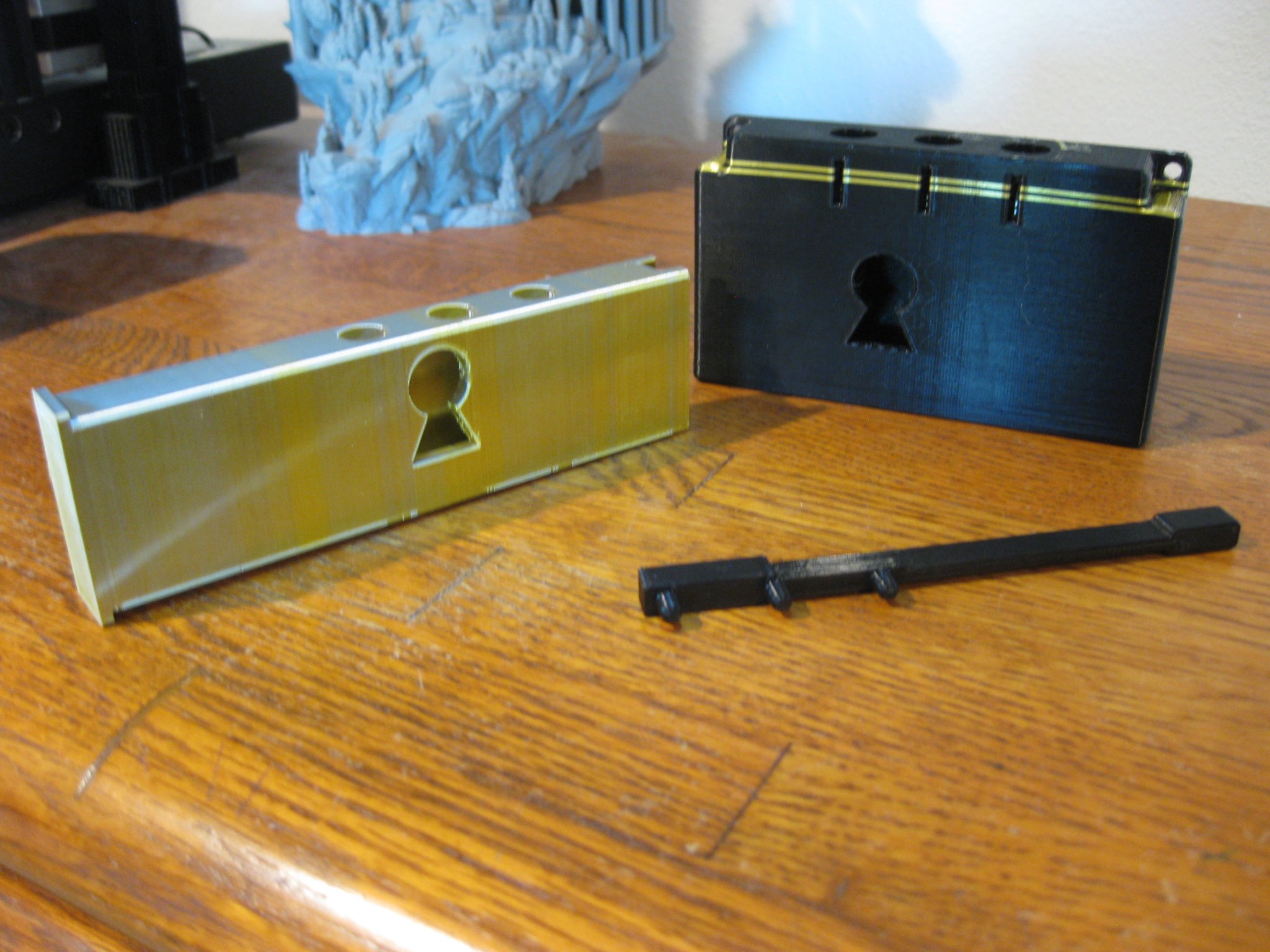 Khóa trượt và chìa khóa in tại chỗ