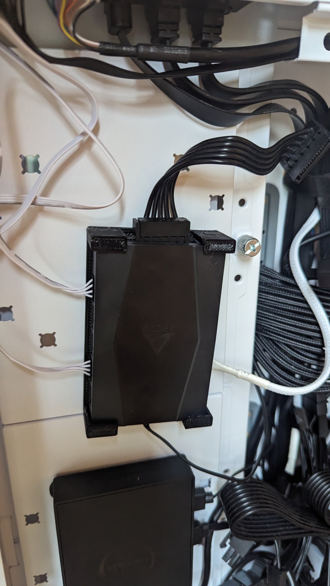 Giá đỡ quạt tản nhiệt ARCTIC gắn từ tính 10 cánh