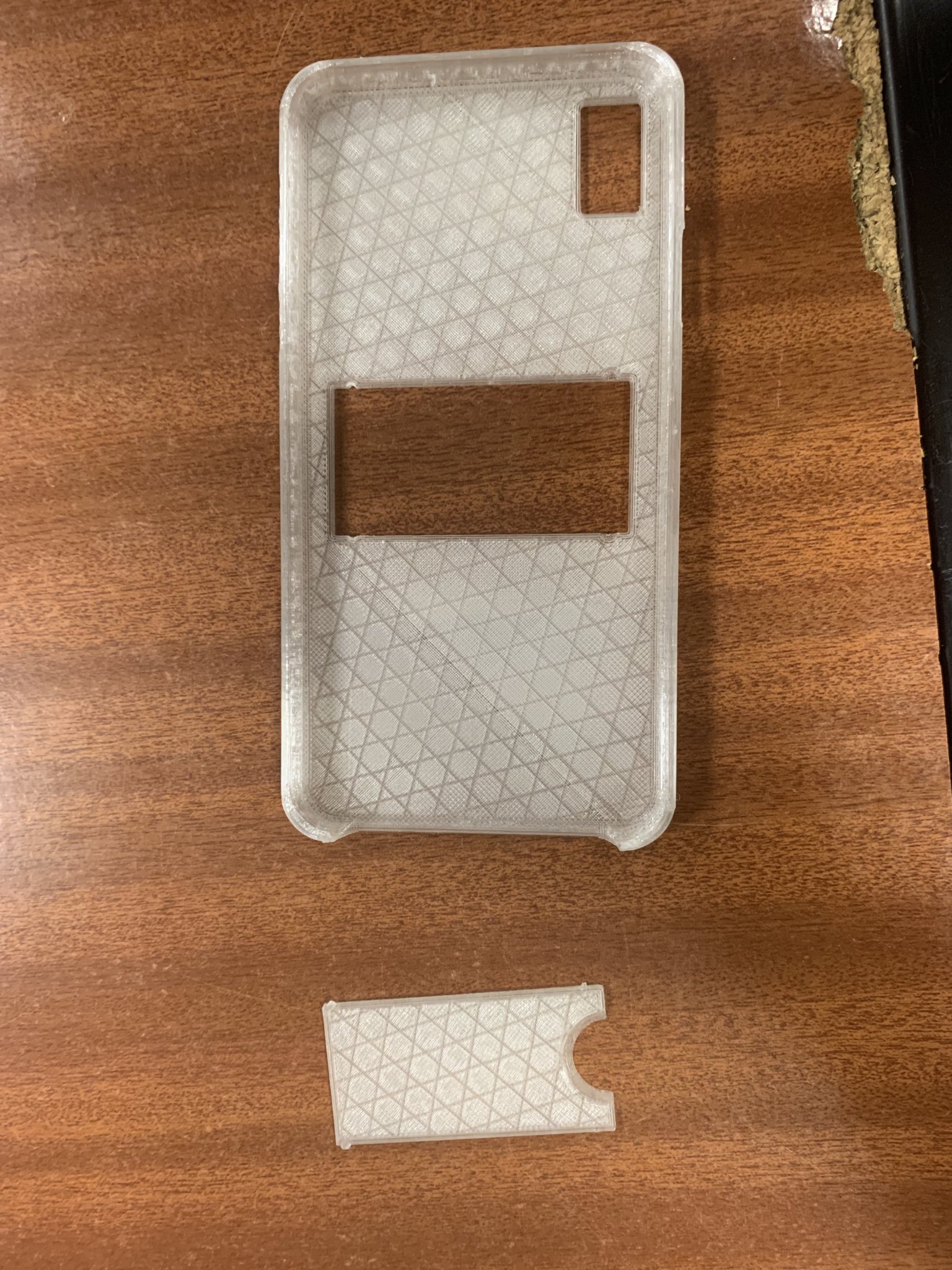 Giá đỡ điện thoại cho iPhone XR phục vụ dự án đại học