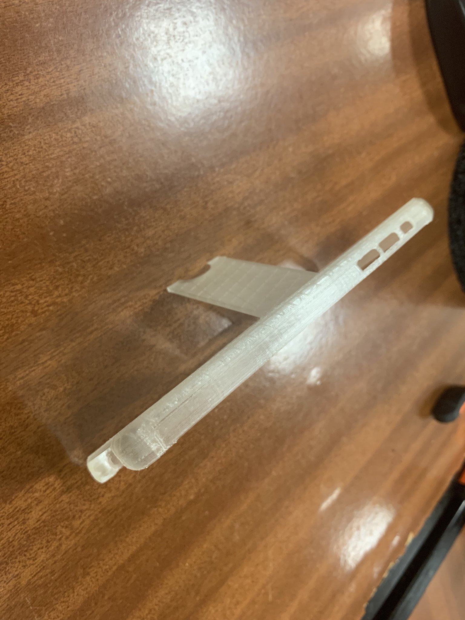 Giá đỡ điện thoại cho iPhone XR phục vụ dự án đại học