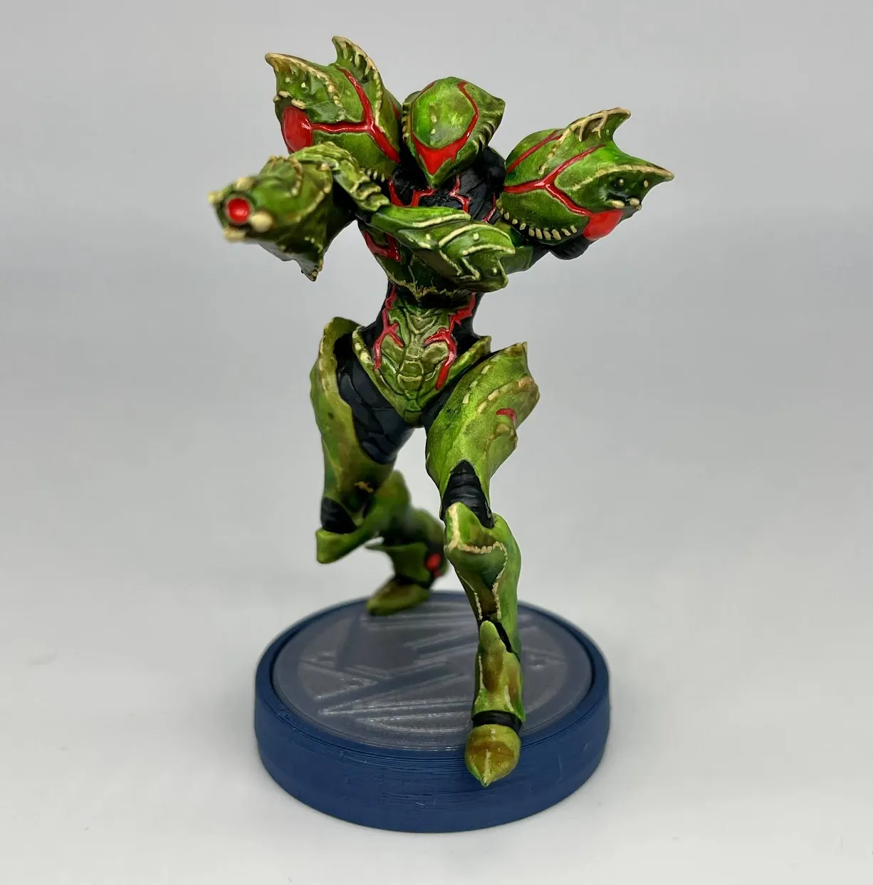 Samus Aran trong bộ giáp Metroid Dread