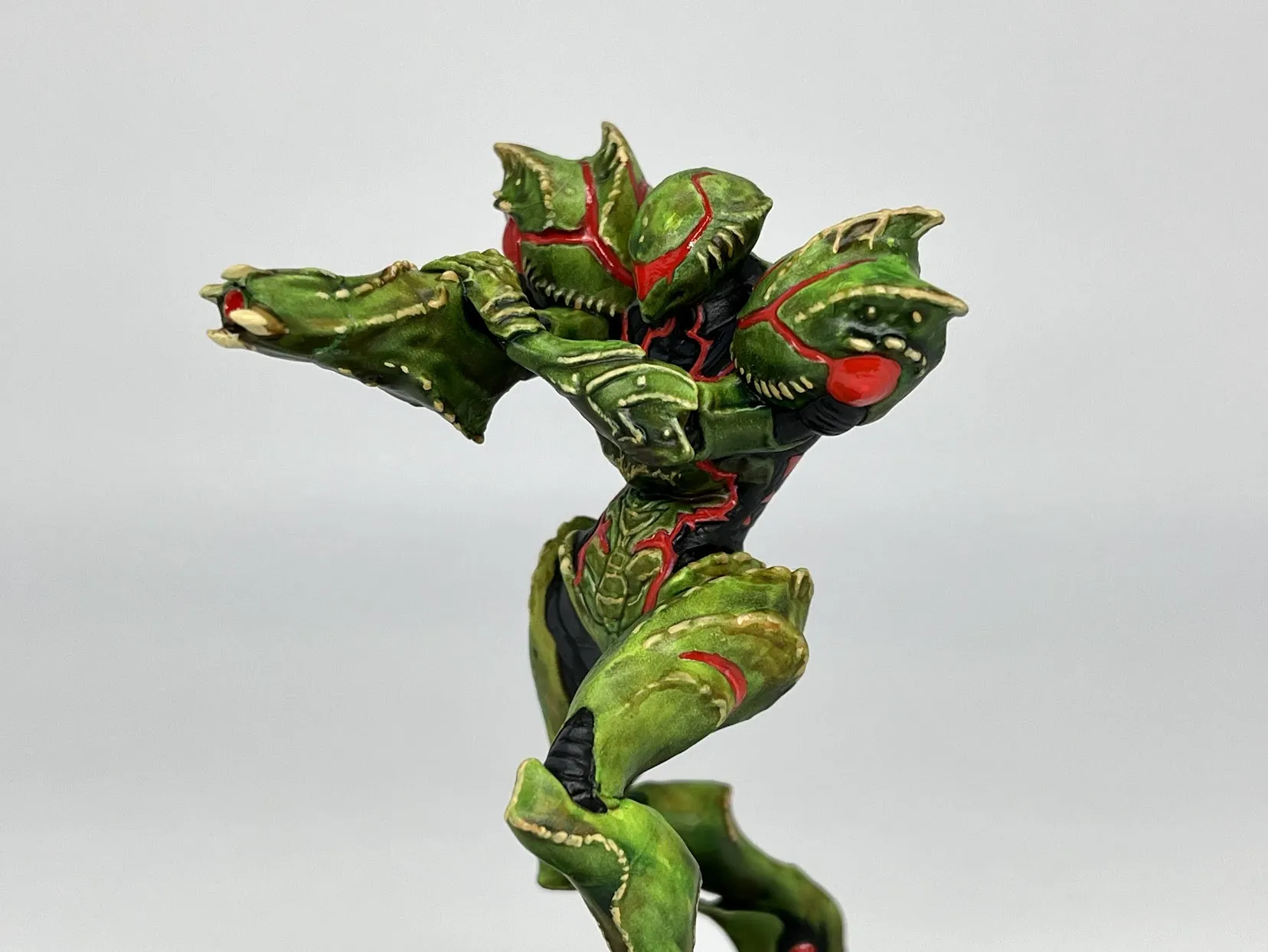 Samus Aran trong bộ giáp Metroid Dread