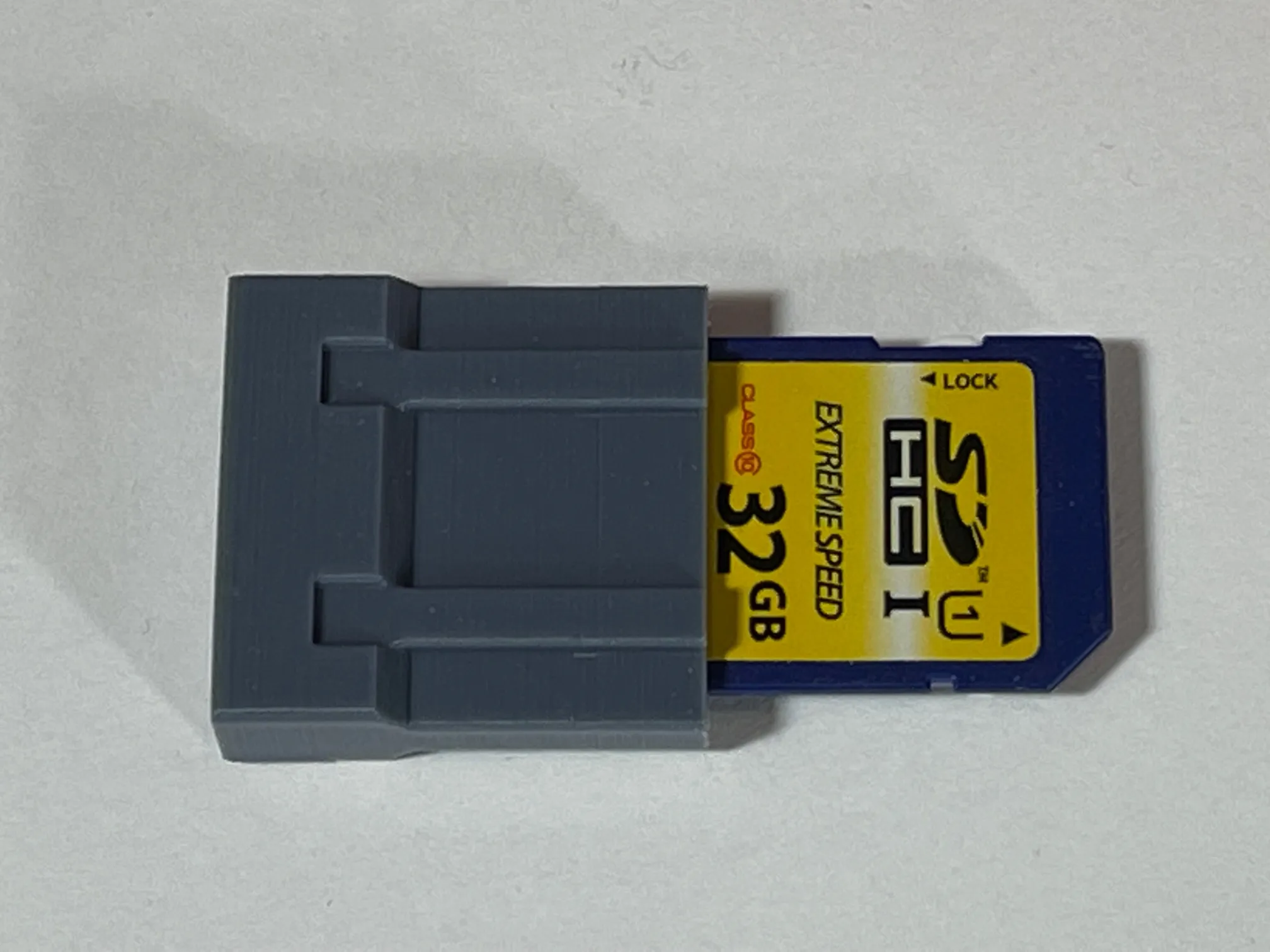 Giá đỡ thẻ SD với tay cầm lớn dễ cầm nắm