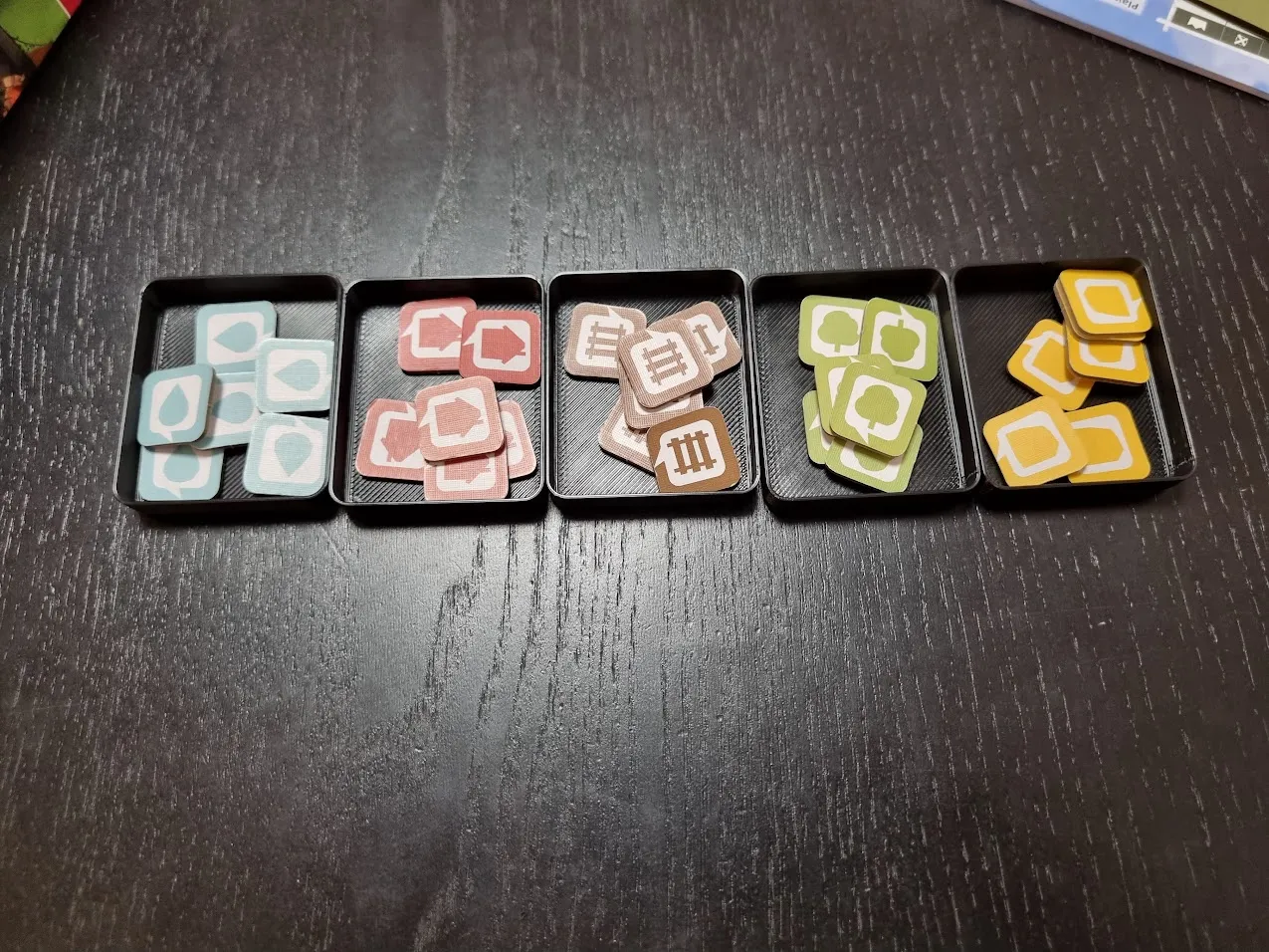 Khay đựng token Dorfromantik cho trò chơi bàn