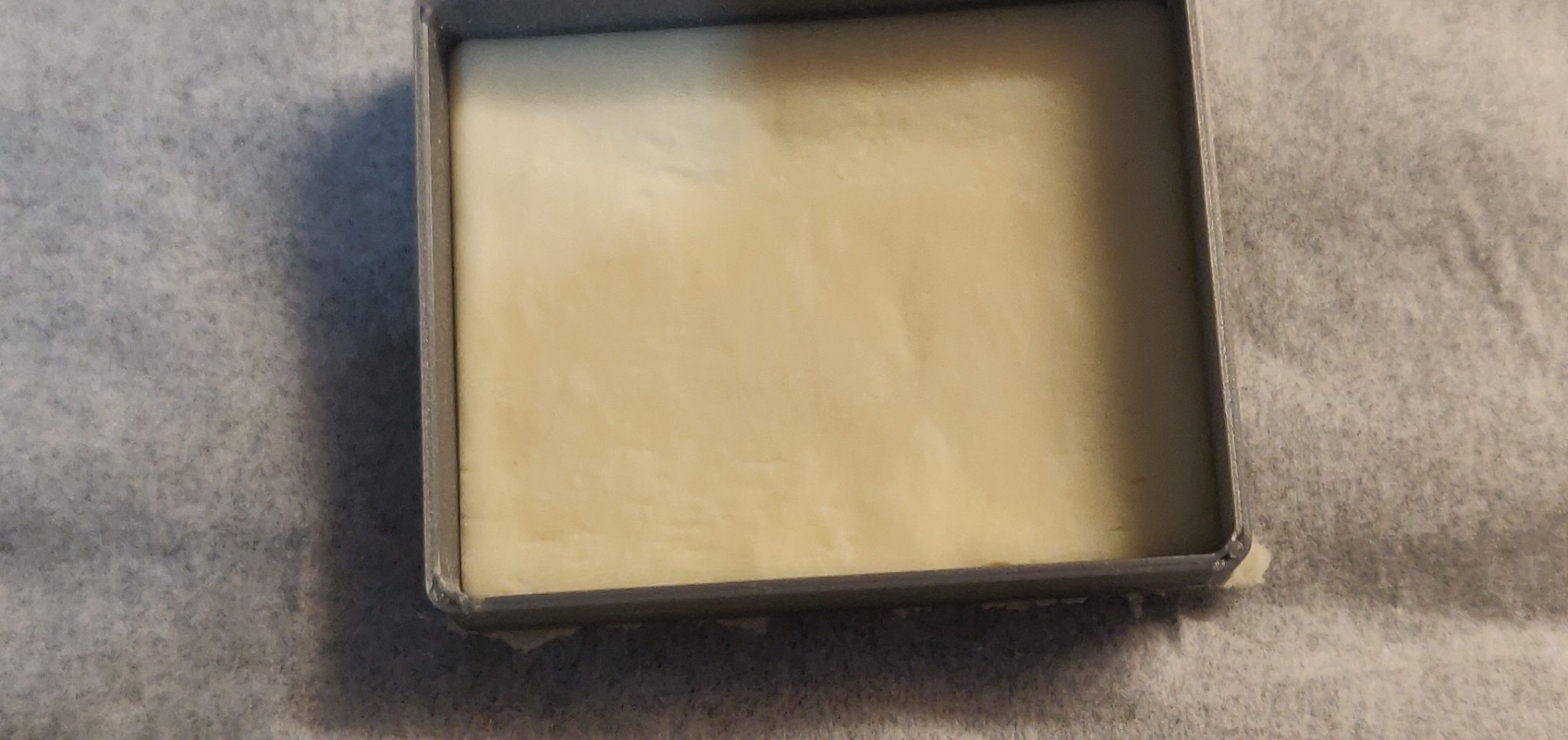 Cutter và con dấu kem custard theo phong cách Great British Bake Off