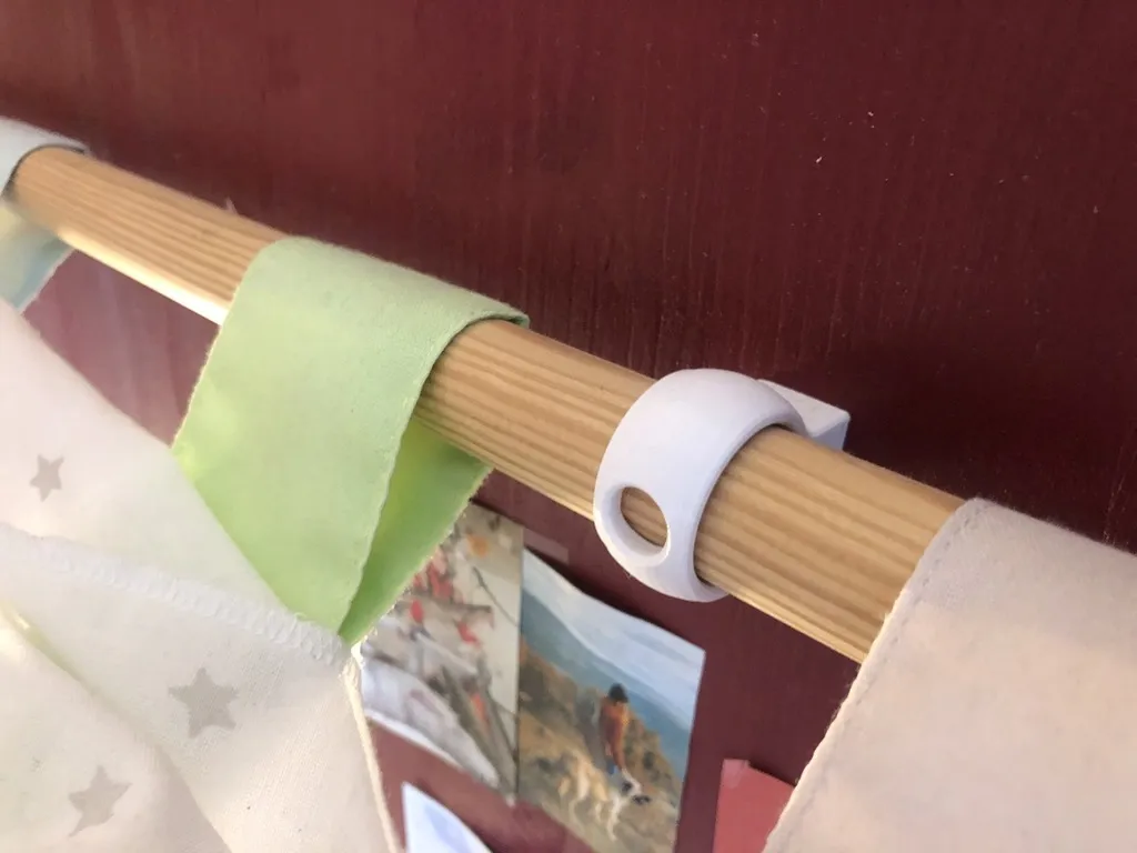 Giường cũi có mái cho trẻ em bằng bộ lắp ráp đơn giản