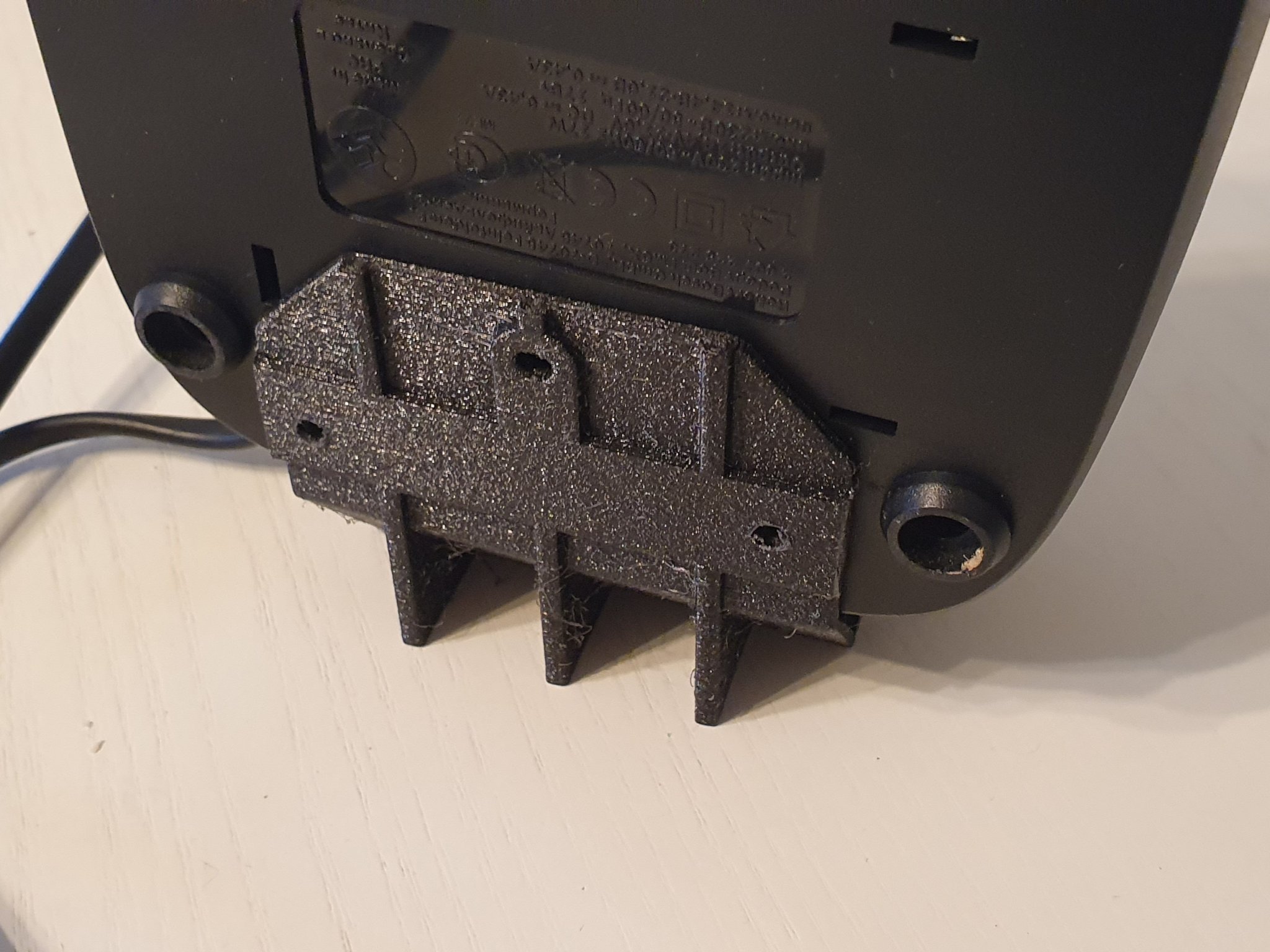 Giá đỡ tường cho bộ sạc pin BOSCH