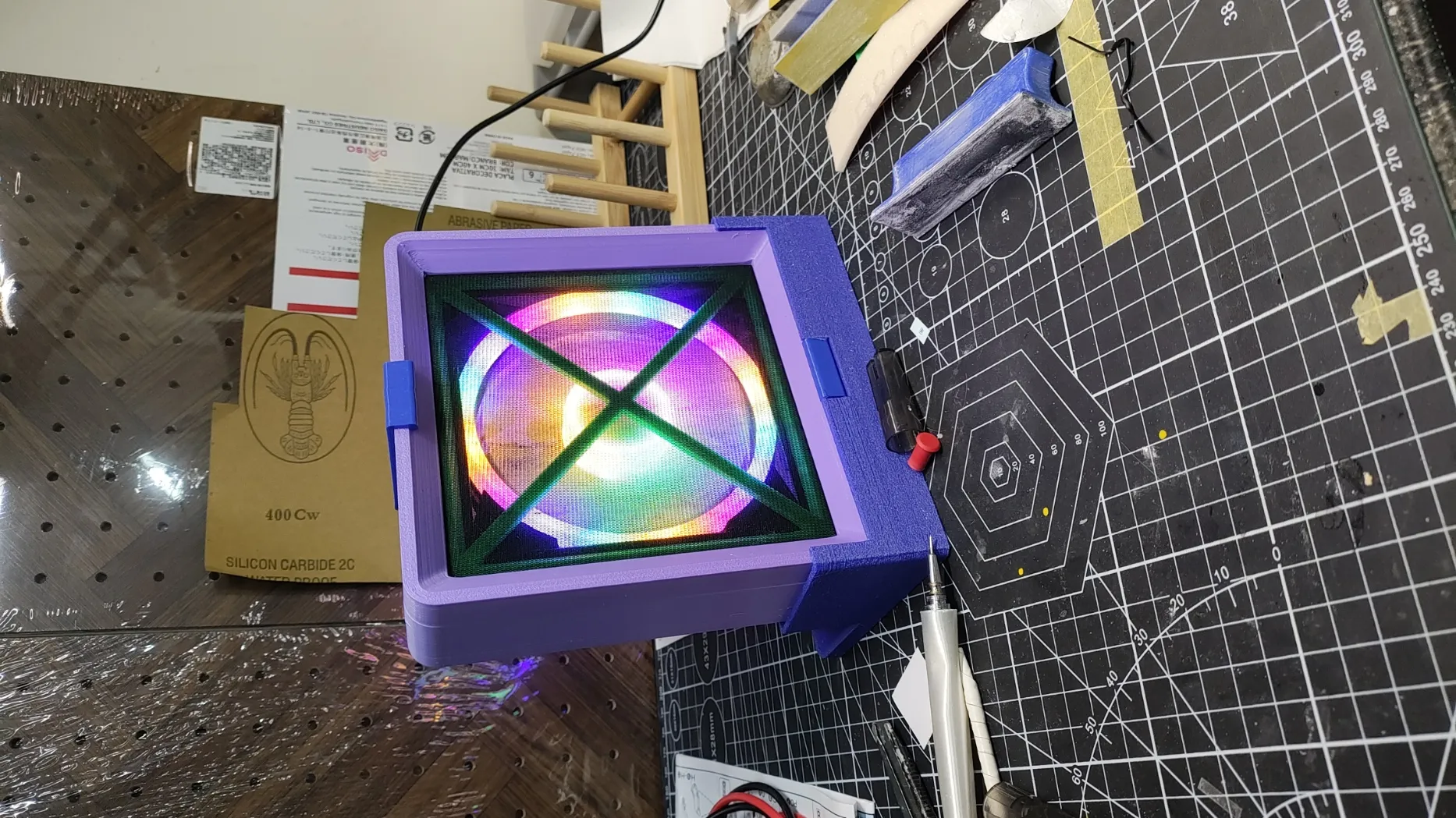 Giá đỡ ống xả cho không gian làm việc hiệu quả