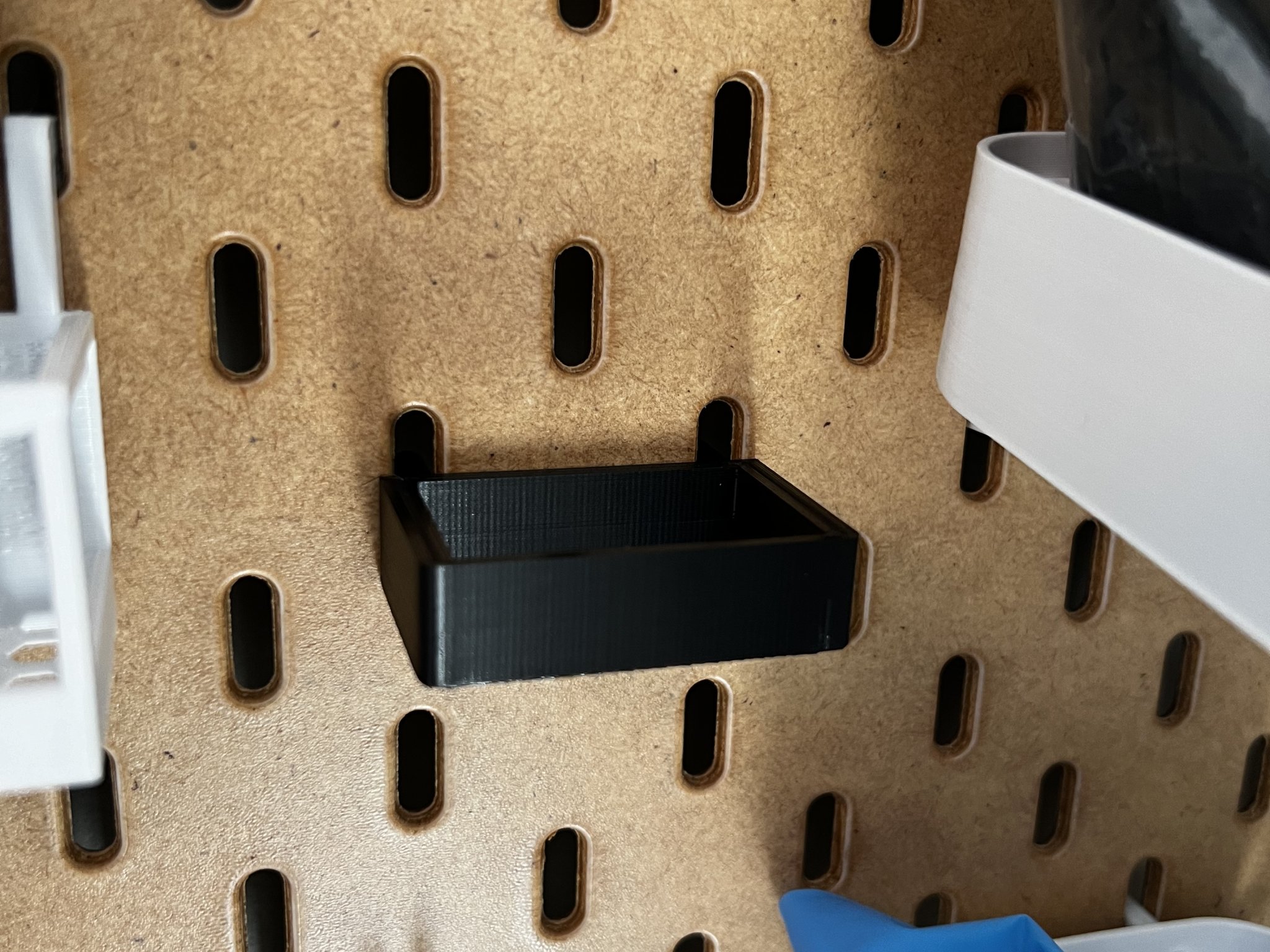 Bộ kiểm tra pin BT-168 Pro của IKEA Skadis