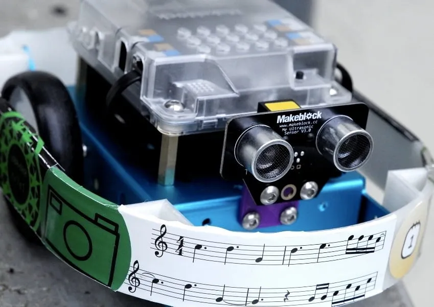 Bumper mBot với cảm biến siêu âm mở rộng