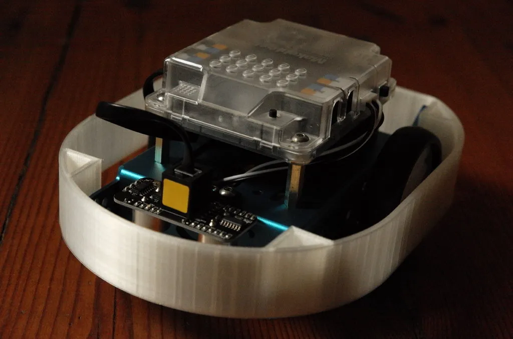 Bumper mBot với cảm biến siêu âm mở rộng