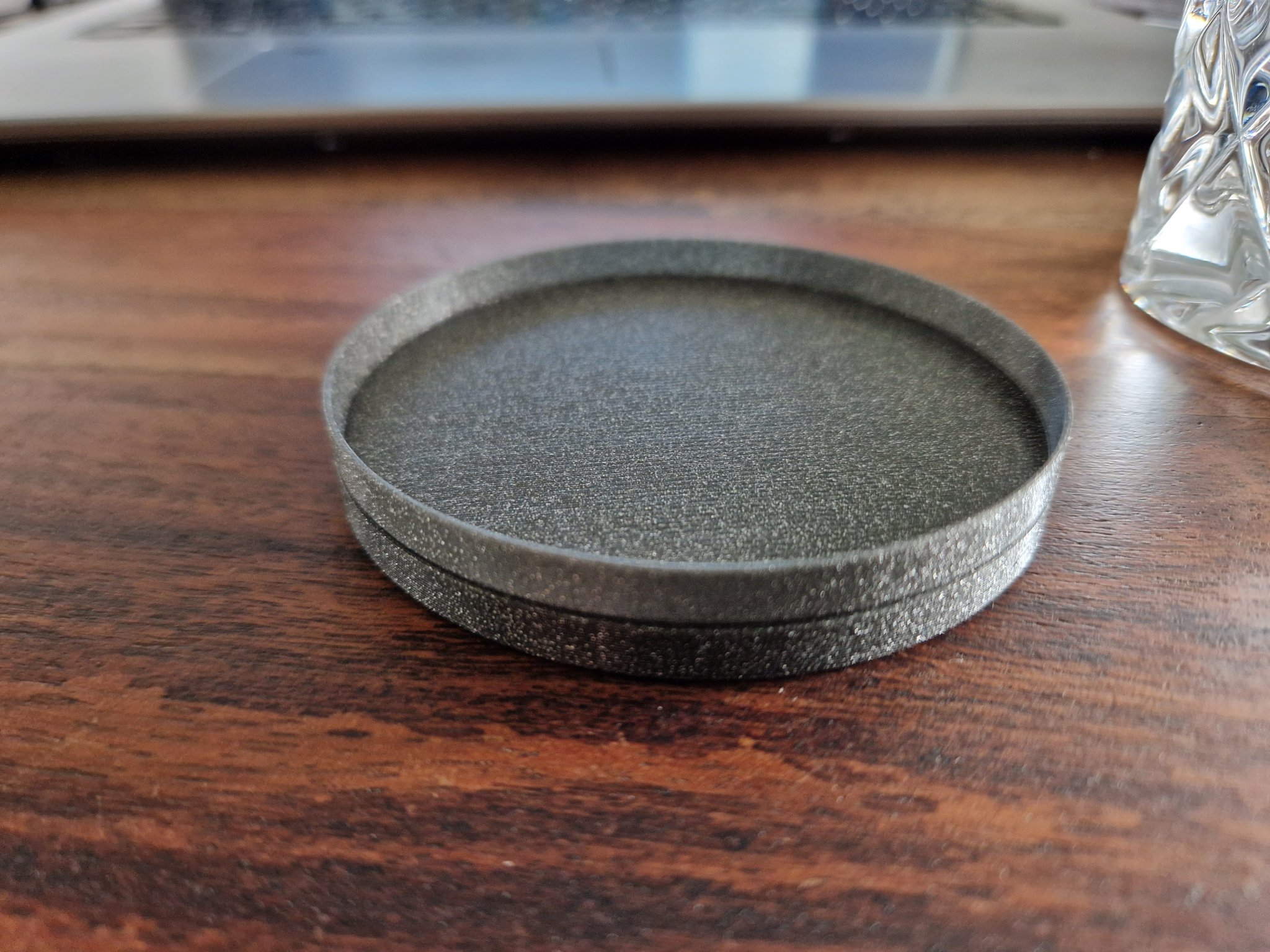 Nắp đậy và đế cho ly uống nước