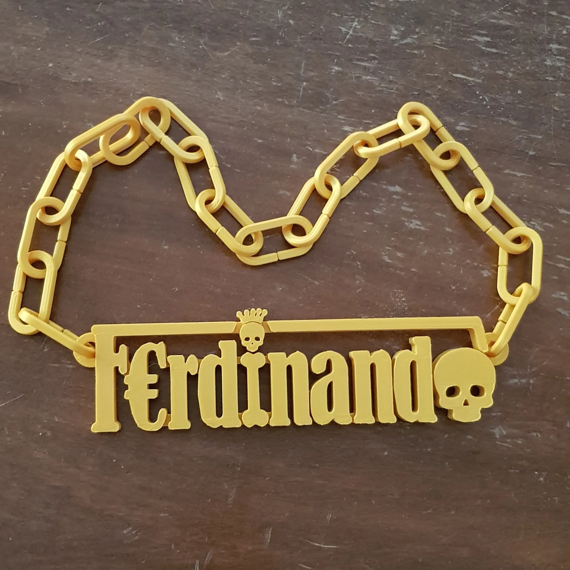 Dây chuyền phong cách rap có tên Ferdinando