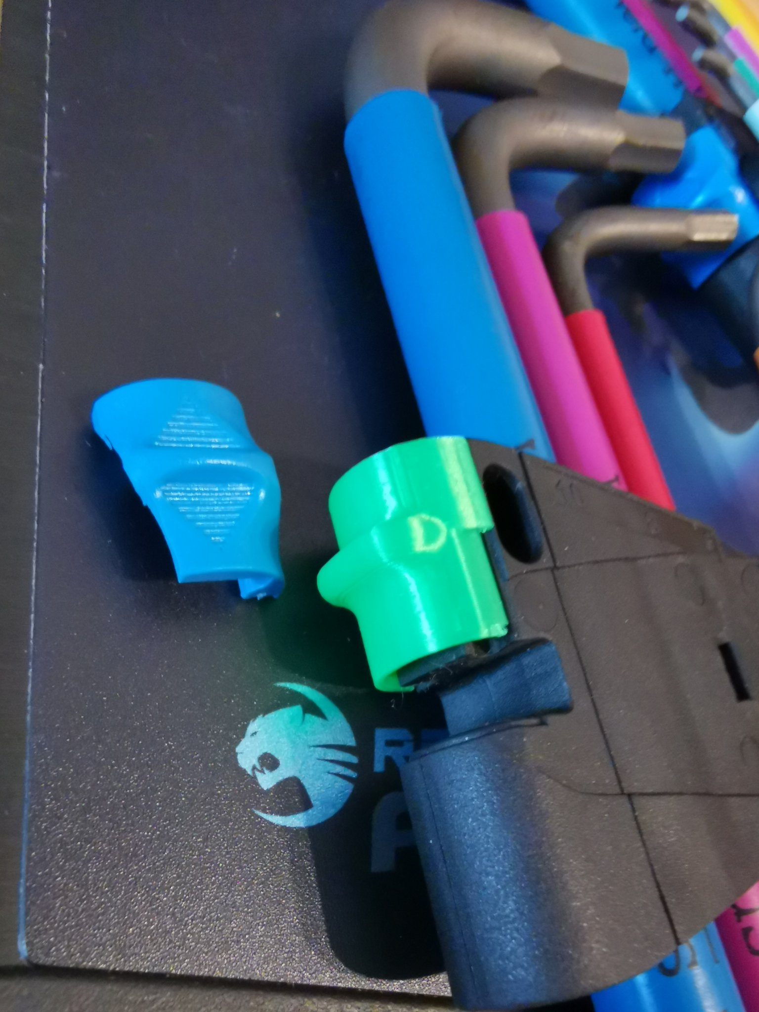 Cái kẹp khóa Wera Hexplus bị hỏng do rơi