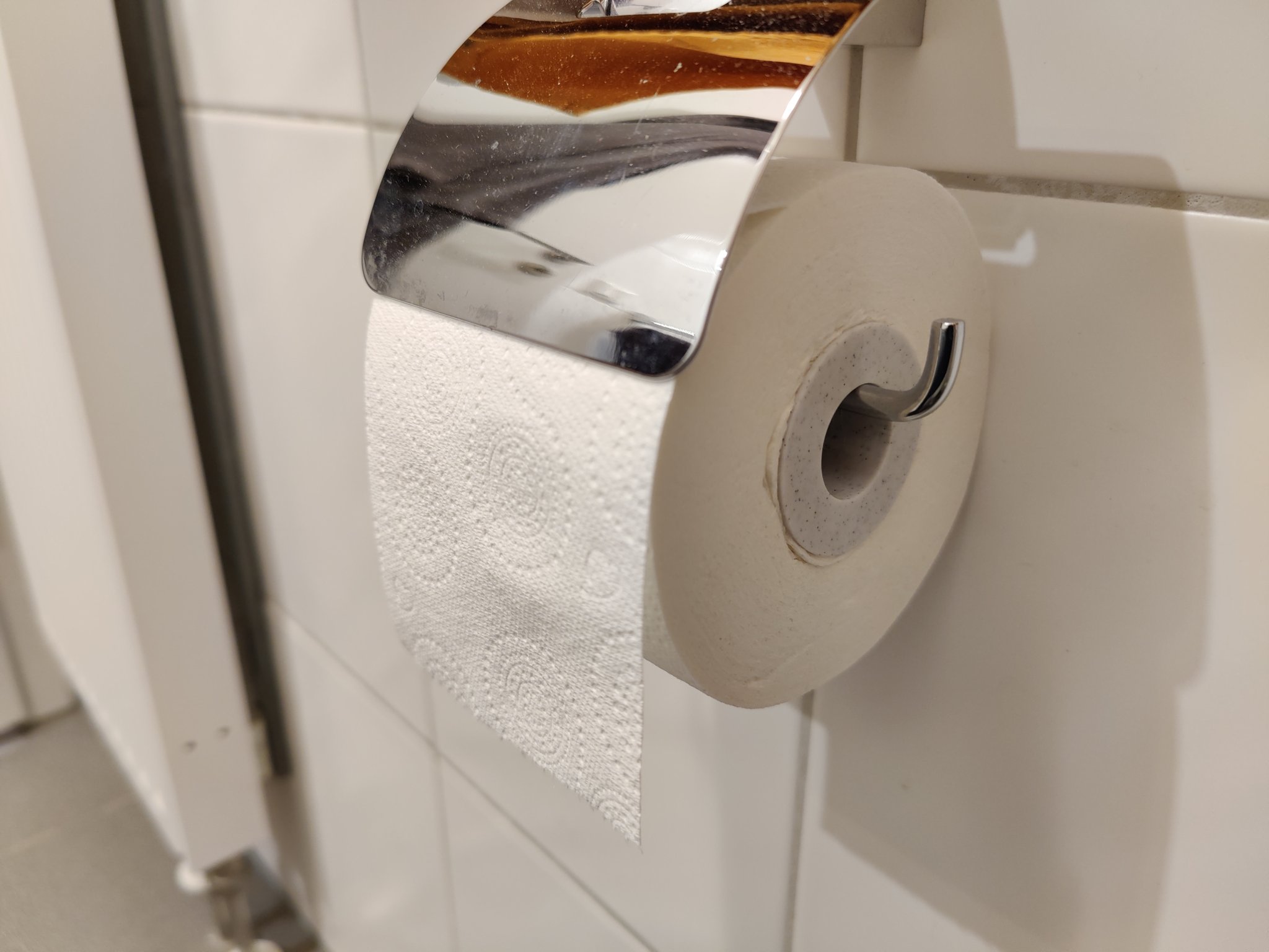 Vỏ cuộn giấy vệ sinh tái sử dụng cho cuộn không tay cầm