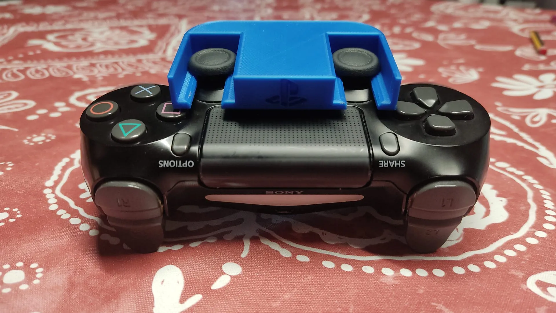 Giá đỡ tay cầm PS4 gắn dưới bàn