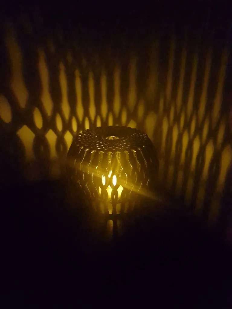 Giá đỡ nến tealight hình học đơn giản