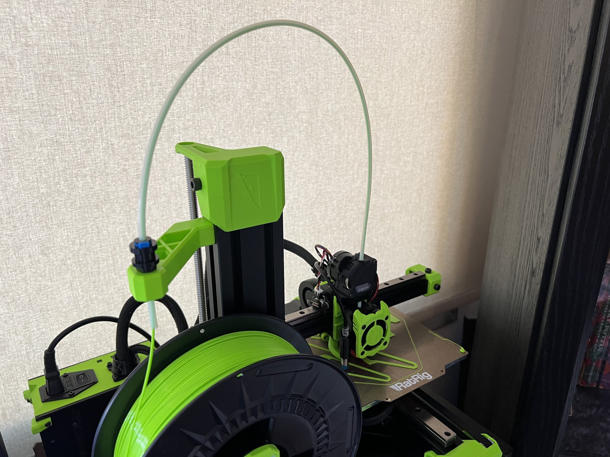 Giá đỡ Bowden ngược kiểu dáng thấp cho V-minion