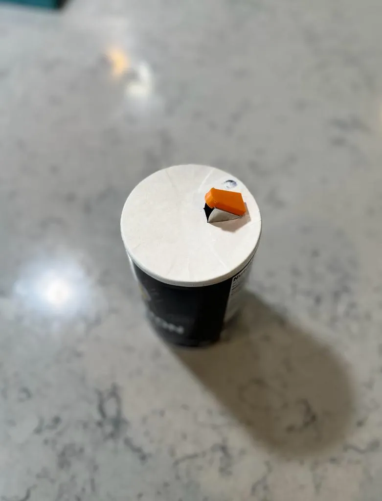 Nắp đậy dễ dàng cho hộp muối