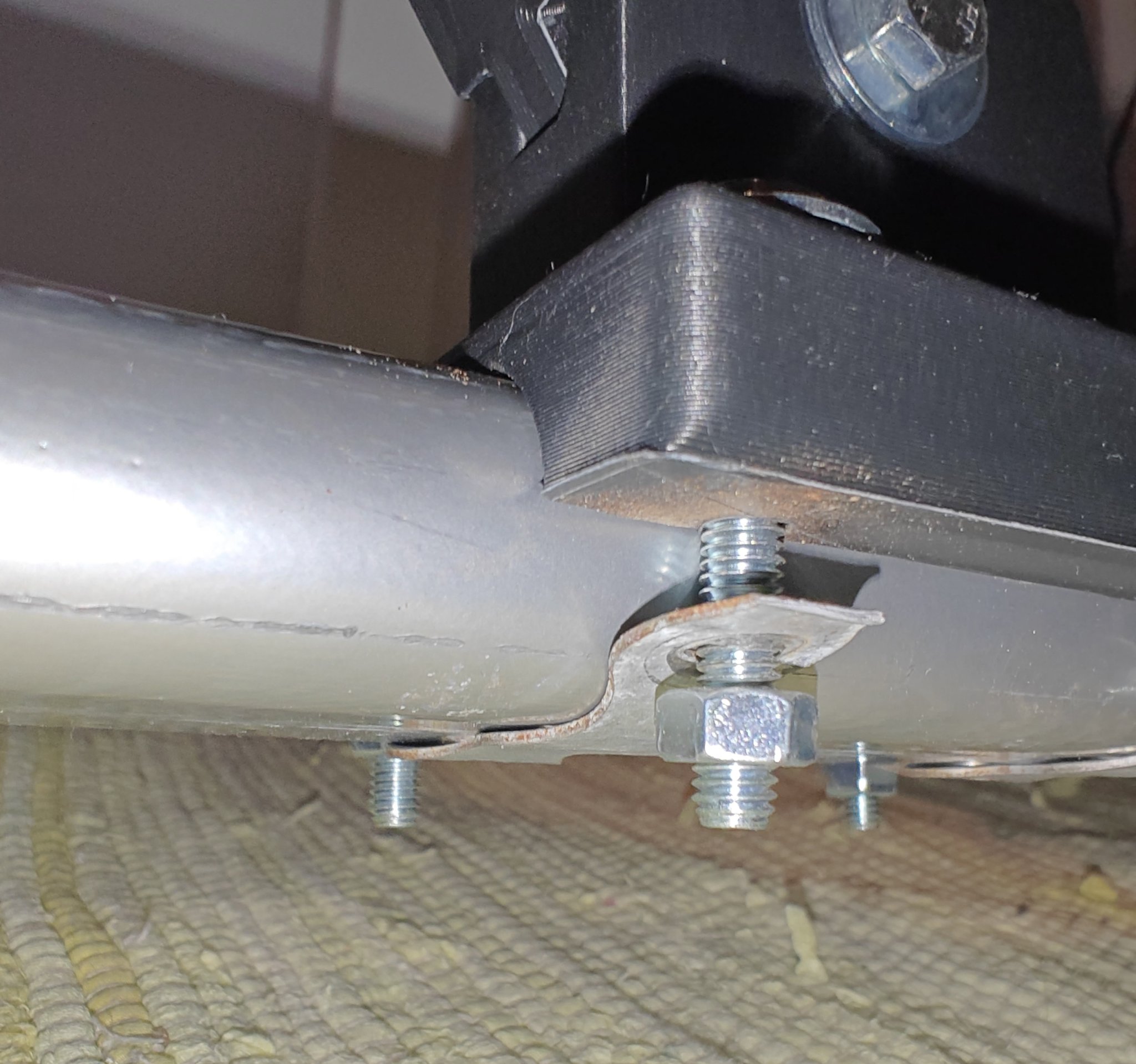 Giá đỡ bánh lái cho Playseat Revolution