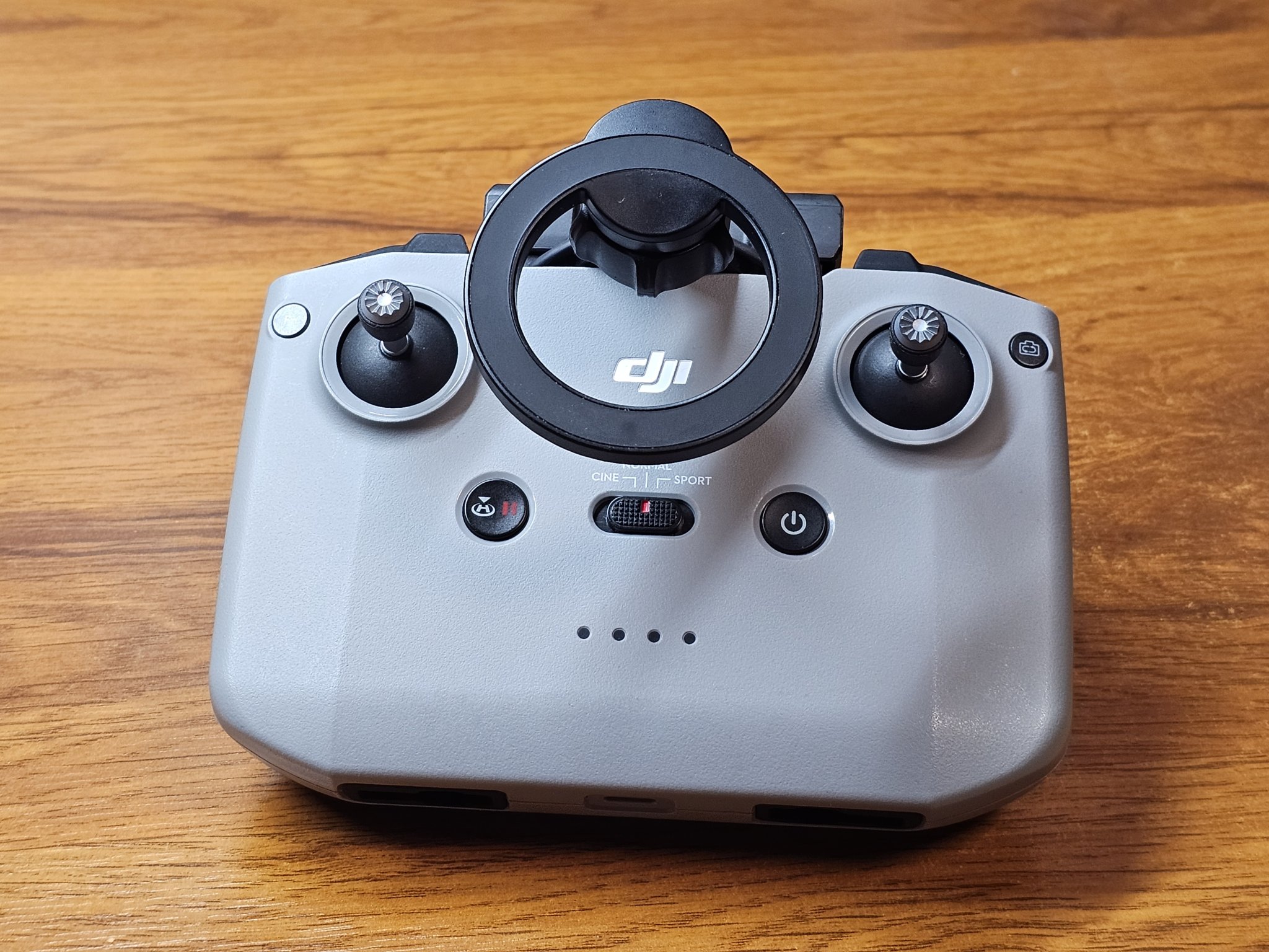 Bộ chuyển đổi giá đỡ bóng điện thoại Dji RC-N1 17mm