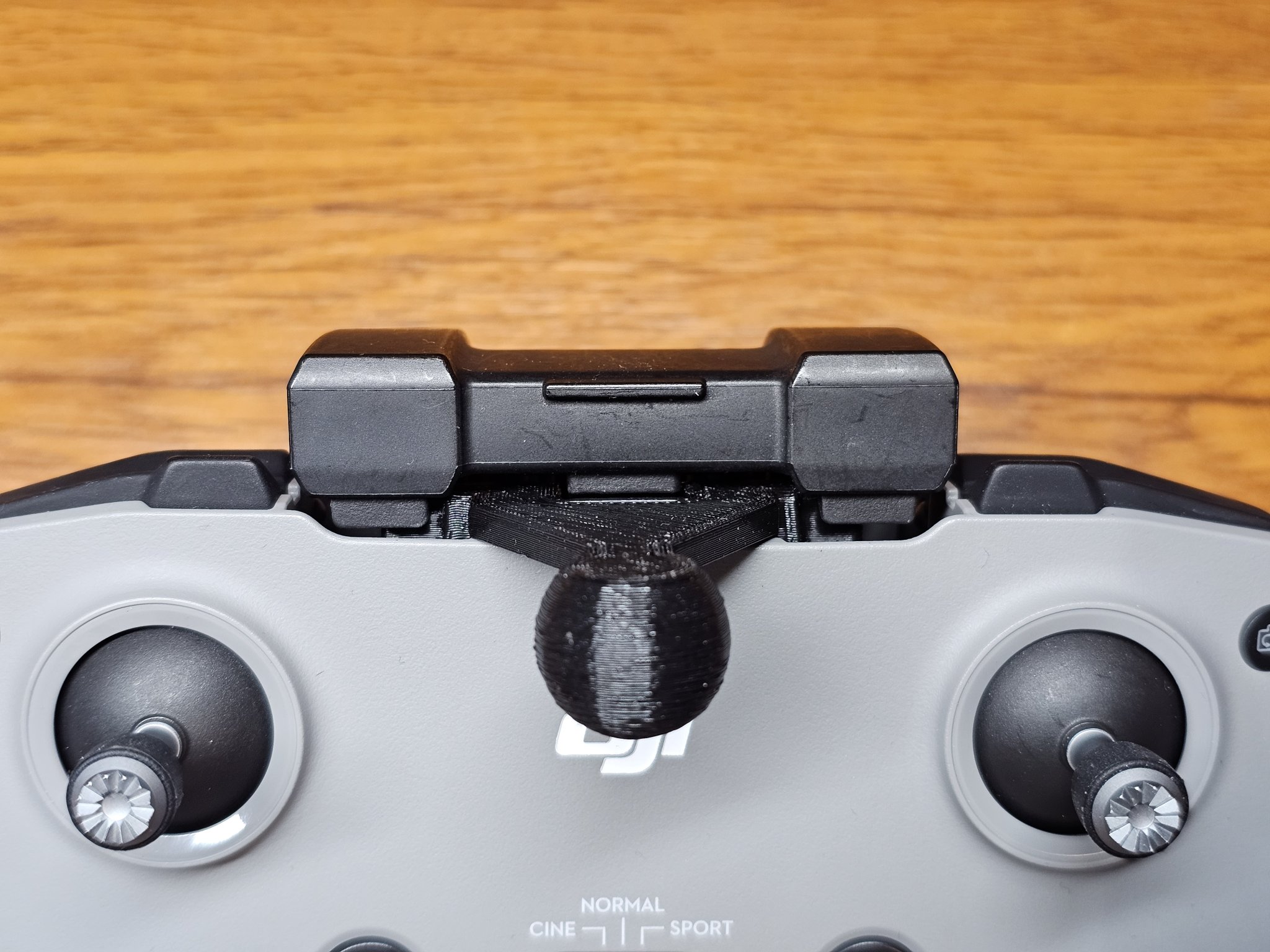 Bộ chuyển đổi giá đỡ bóng điện thoại Dji RC-N1 17mm