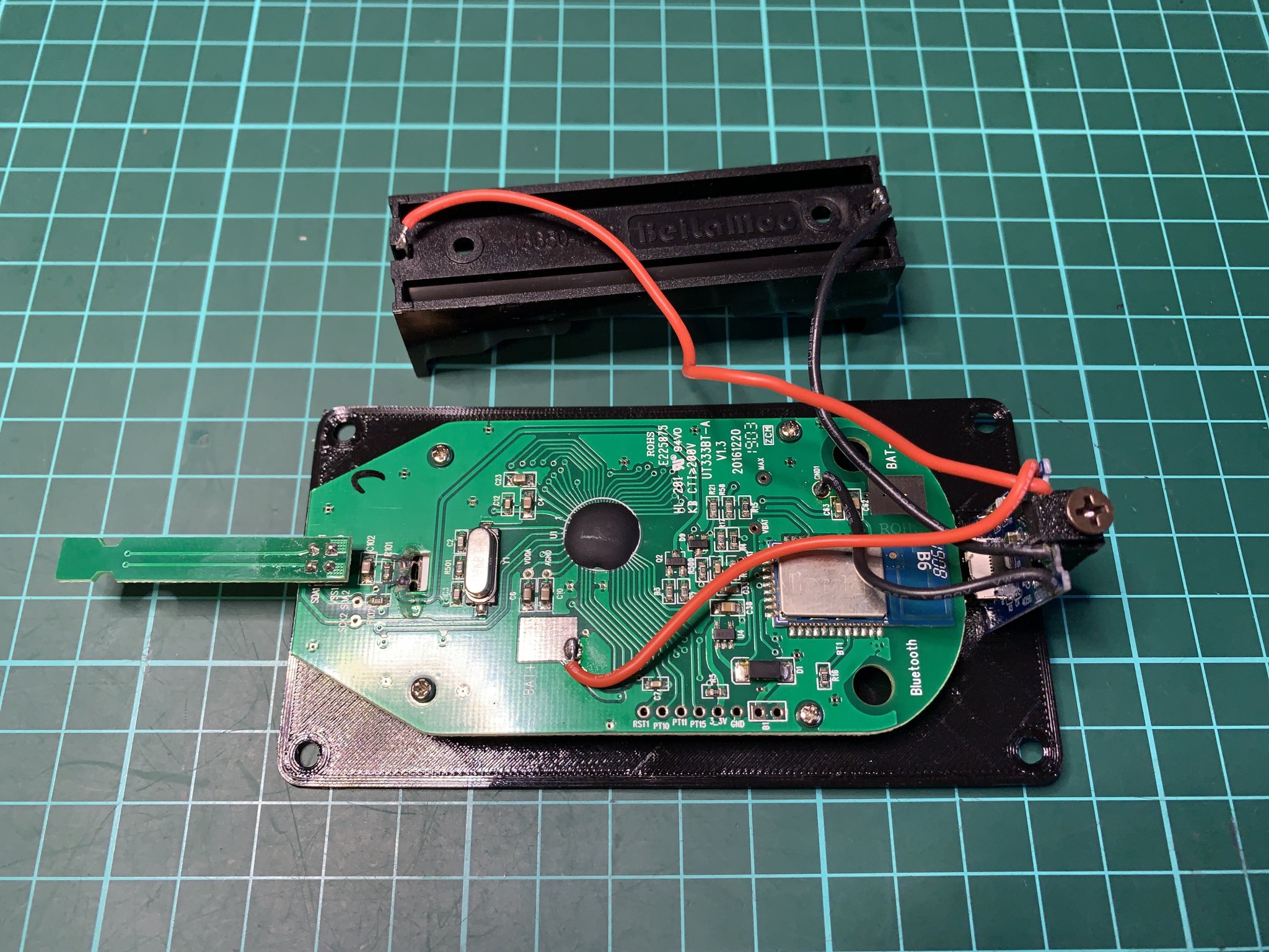 Vỏ bọc đồng hồ đo độ ẩm UNI-T 333BT cho dự án