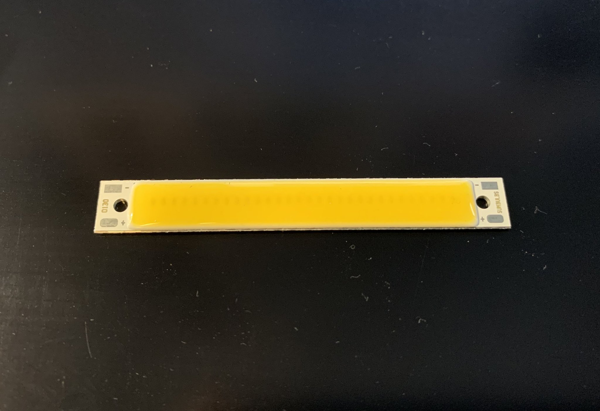 Dải LED COB 60x8mm nguồn sáng tiện lợi và gọn gàng