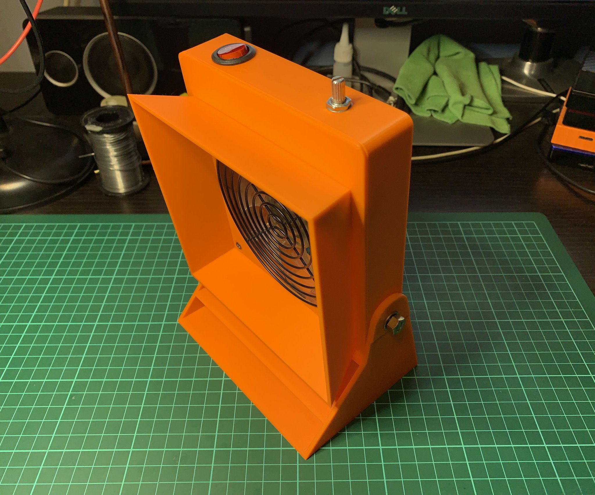 Máy hút khói hàn cho dự án điện tử