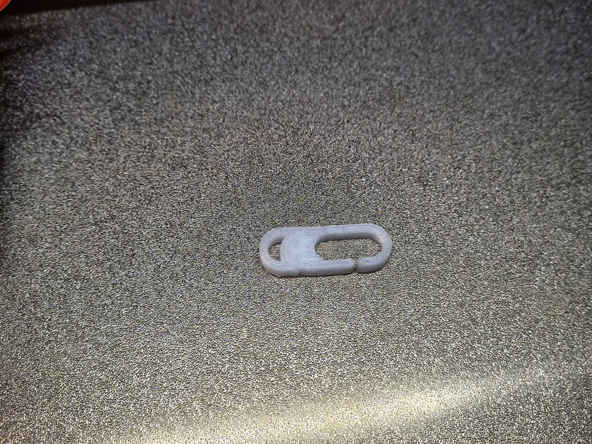 Khóa carabiner phát sáng với lỗ cố định