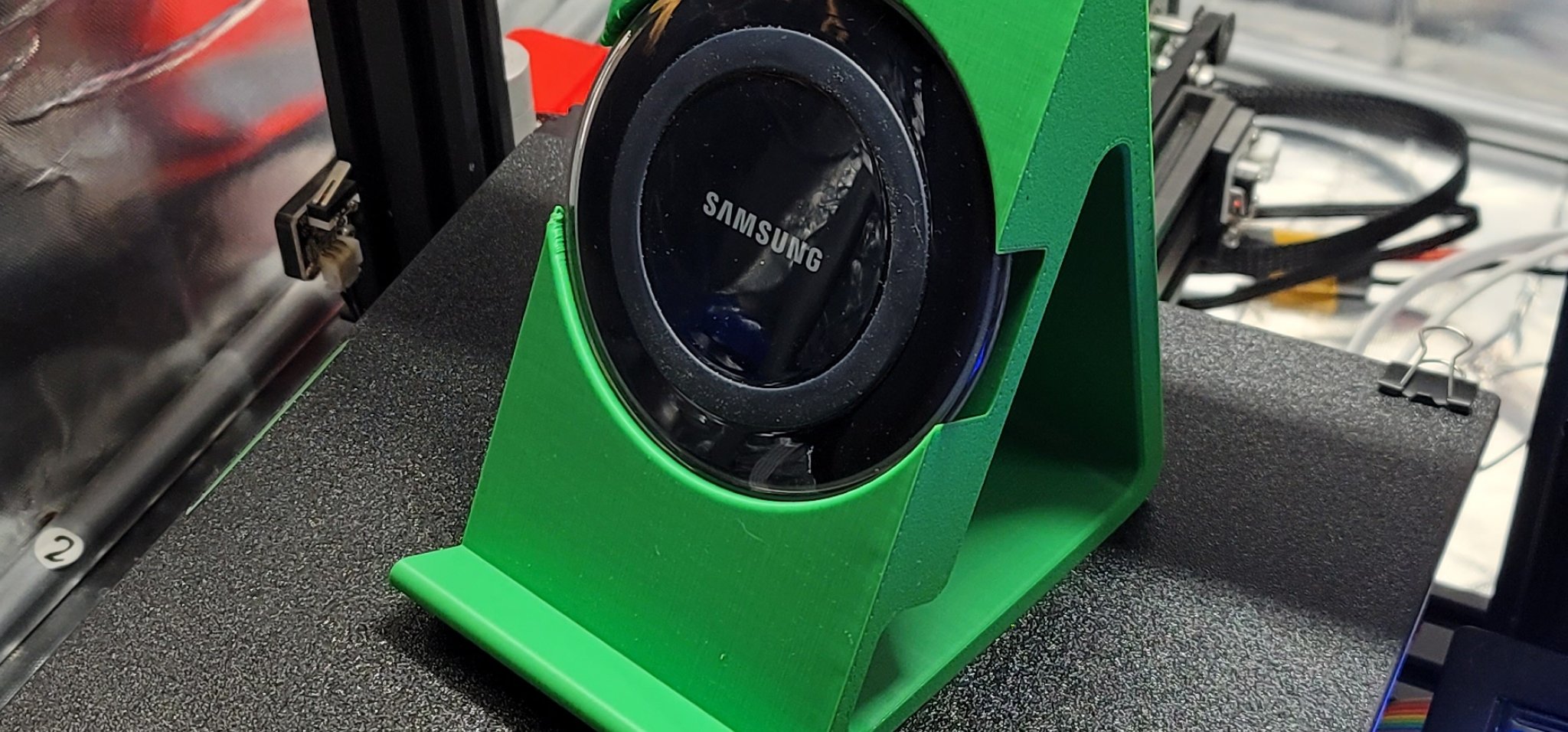 Giá đỡ điện thoại có sạc không dây cho bộ sạc Samsung cũ