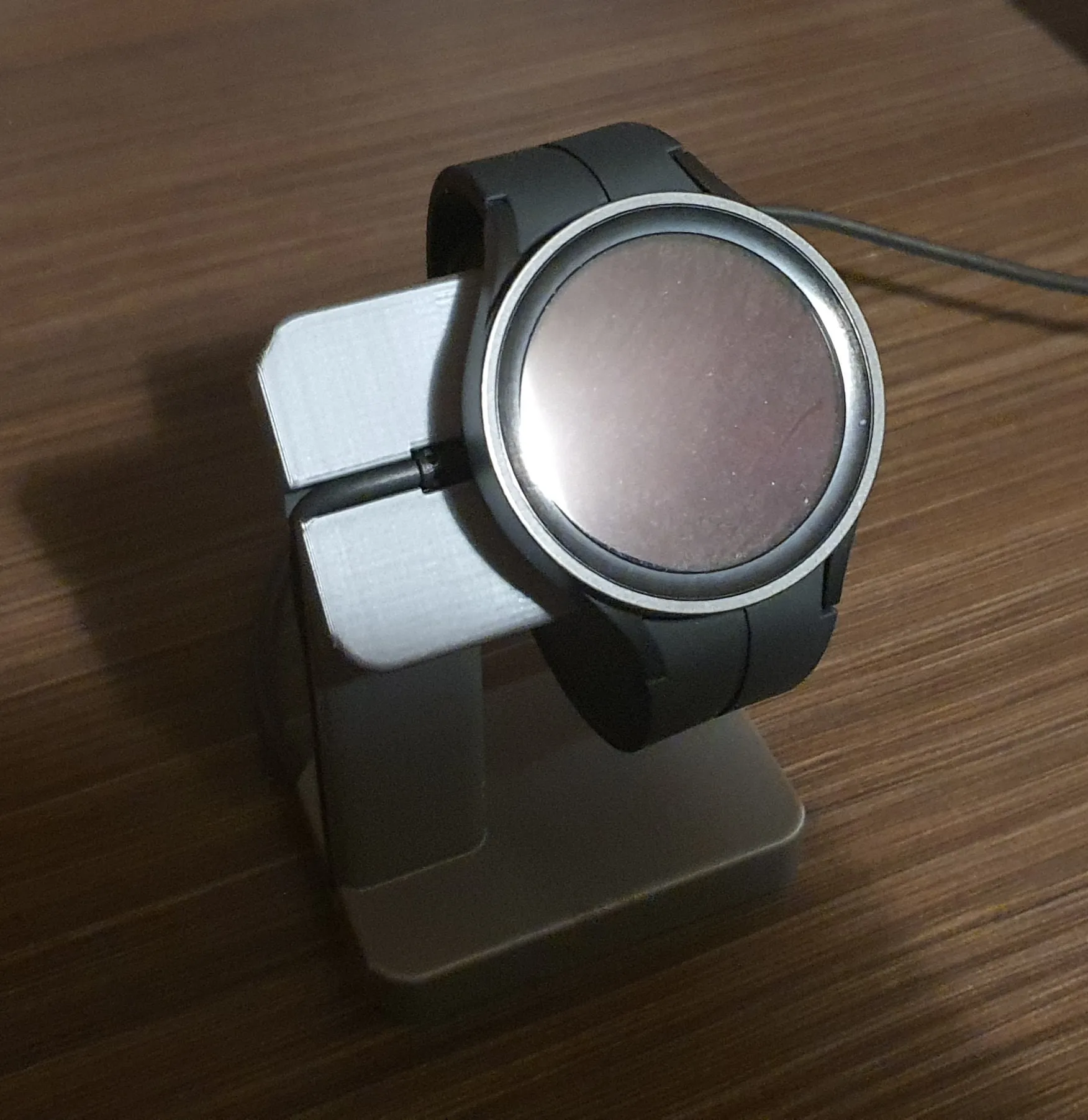 Giá đỡ sạc cho Galaxy Watch 5 và các đồng hồ Samsung khác